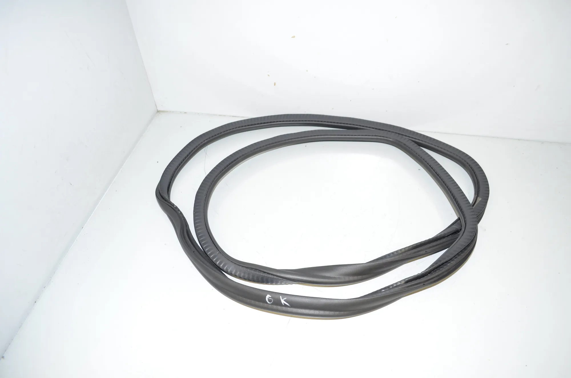 Rear Left Door Seal Rubber – OEM 7468733 · BMW 5 Touring (G31) (2017 - -) 520 d 2019