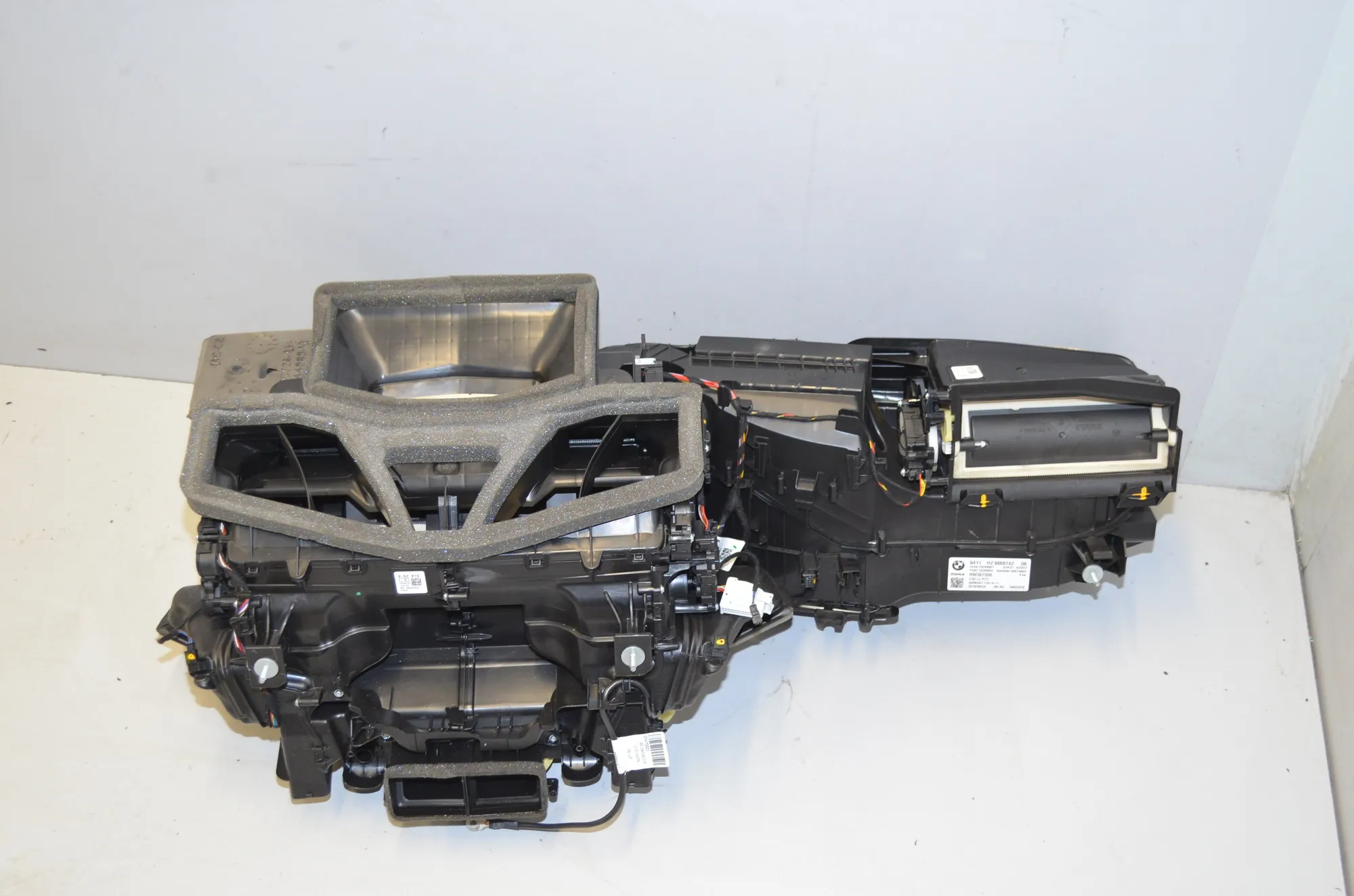 Interior Heater – OEM 9868742 · BMW 5 Touring (G31) (2017 - -) 520 d 2019 – 4