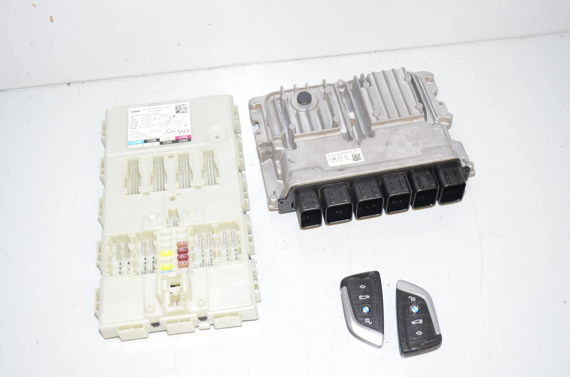 Engine Ignition ECU Set – OEM 5A908E8 · BMW 5 Touring (G31) (2017 - -) 520 d 2019