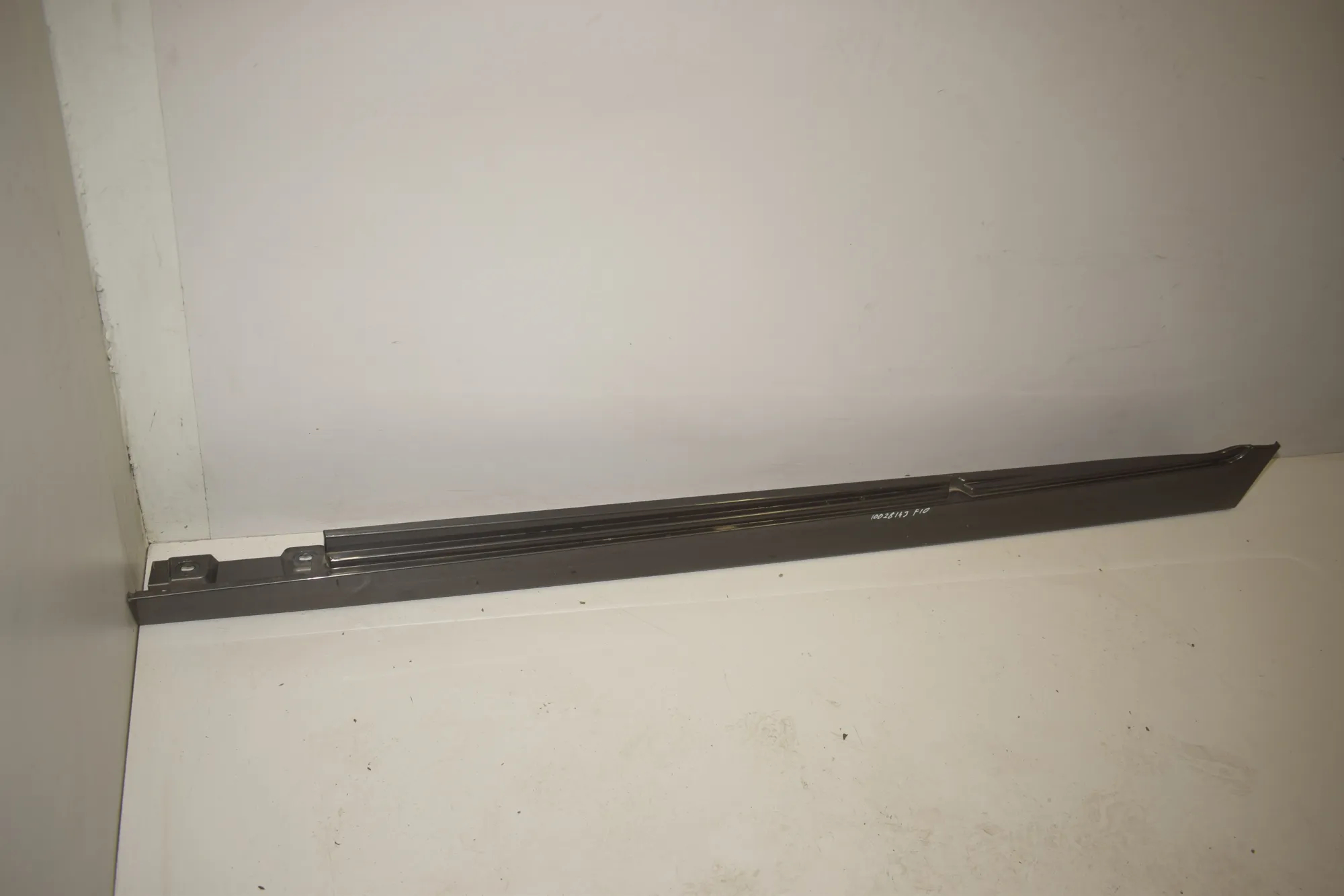 Left Side Sideskirt – OEM 7320771 · BMW 5 (F10) 530 d 2013 – 3