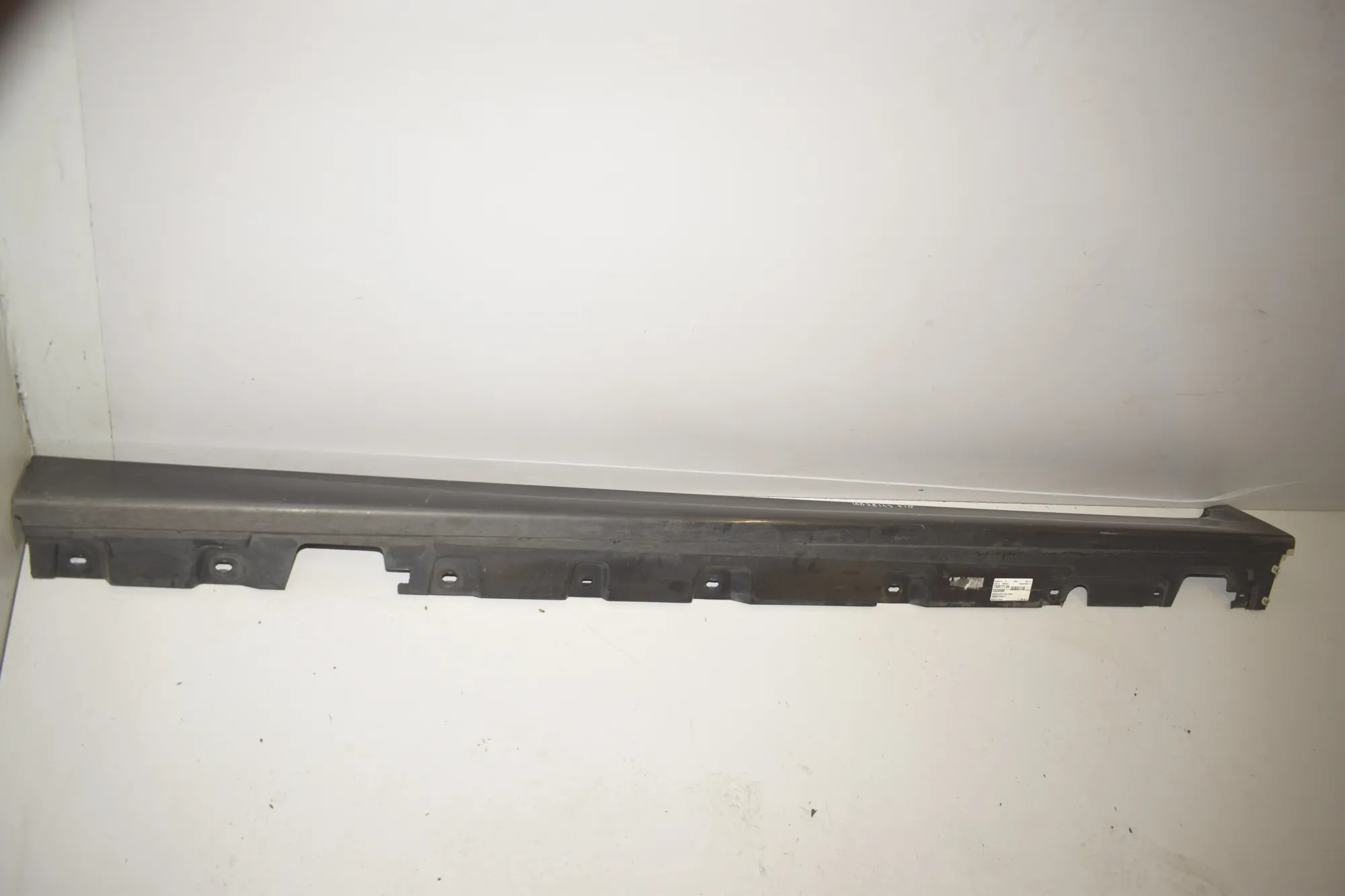 Left Side Sideskirt – OEM 7320771 · BMW 5 (F10) 530 d 2013 – 2