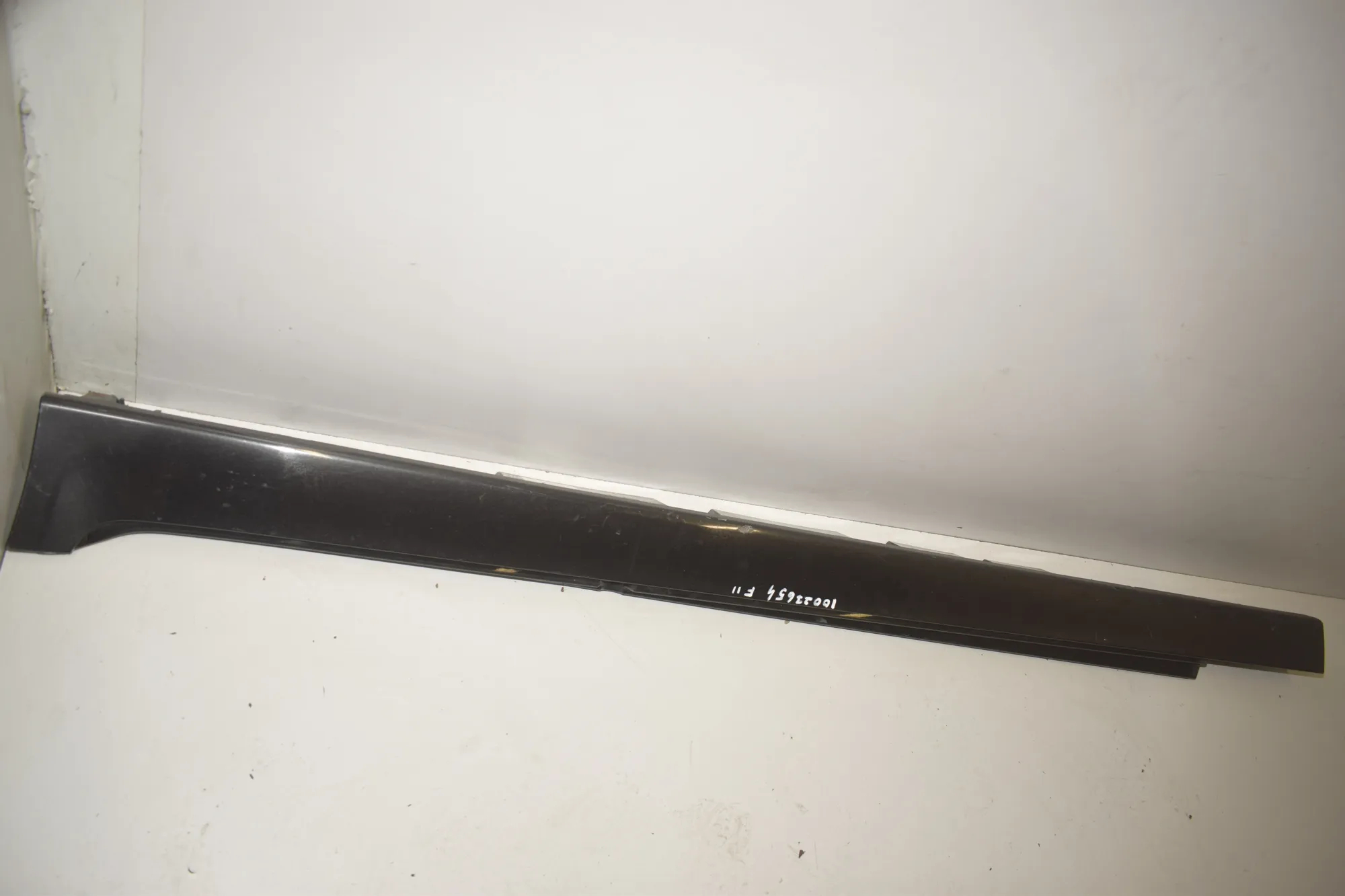 Left Side Plastic Sideskirt Cover – OEM 7237081 · BMW 5 Touring (F11) 530 d xDrive 2011 – 2