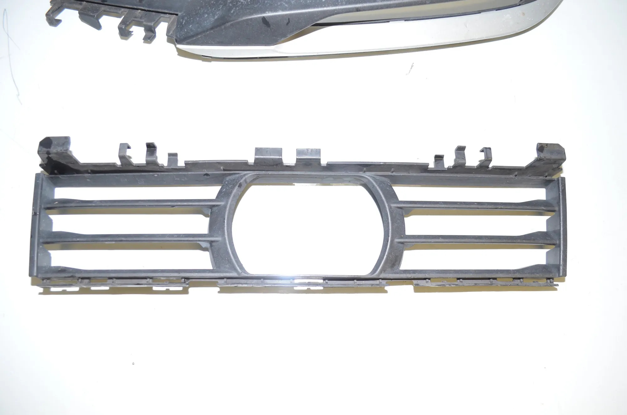 Front Bumper Lower Grill – OEM 7385258 · BMW 5 Touring (G31) (2017 - -) 520 d 2019 – 2