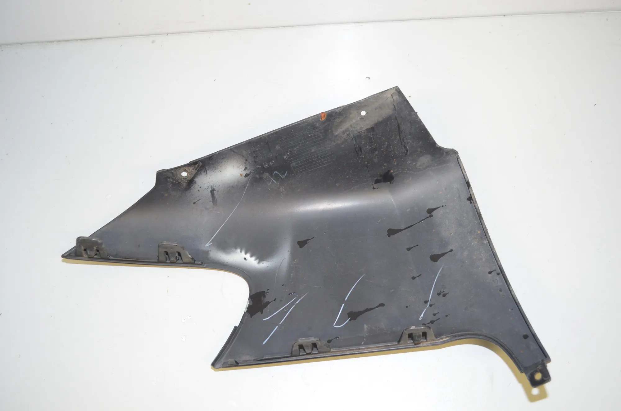 Other Rear Bumper Parts – OEM 7187146 · BMW X6 (E71, E72) xDrive 50 i 2008 – 4