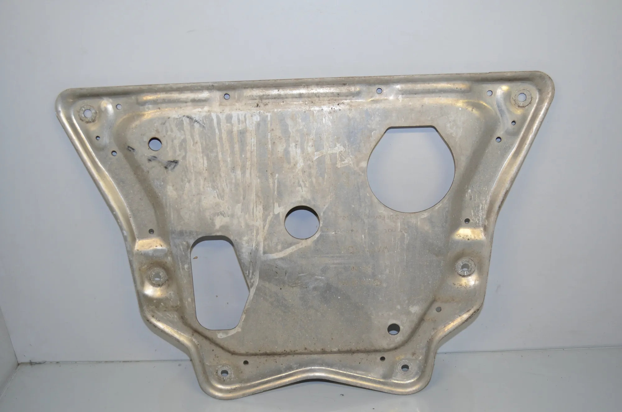 Engine Cover – OEM 6788727 · BMW X6 (E71, E72) xDrive 50 i 2008 – 2
