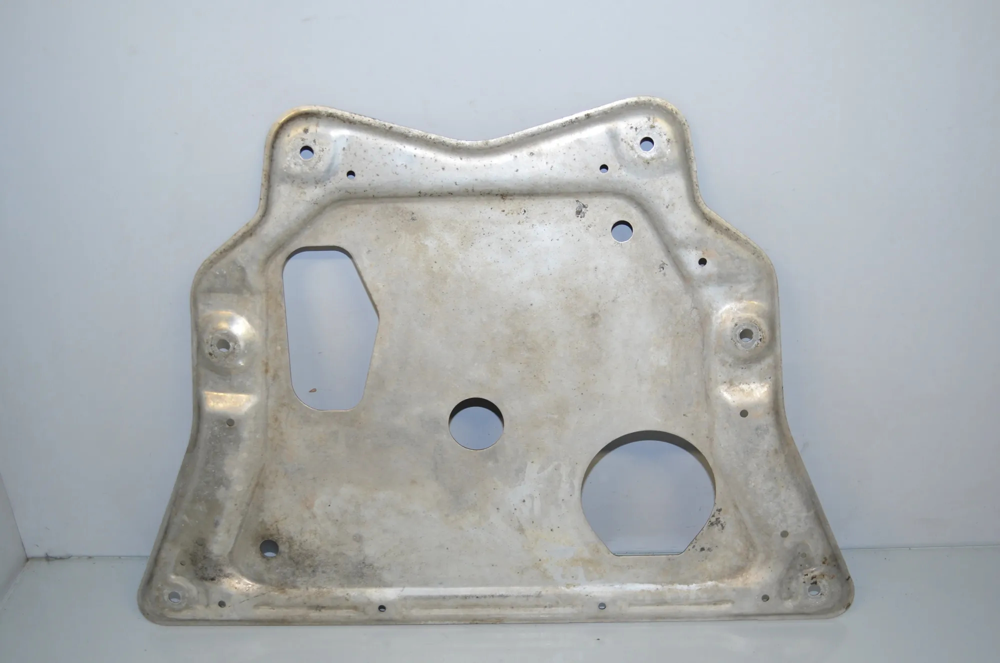 Engine Cover – OEM 6788727 · BMW X6 (E71, E72) xDrive 50 i 2008 – 3