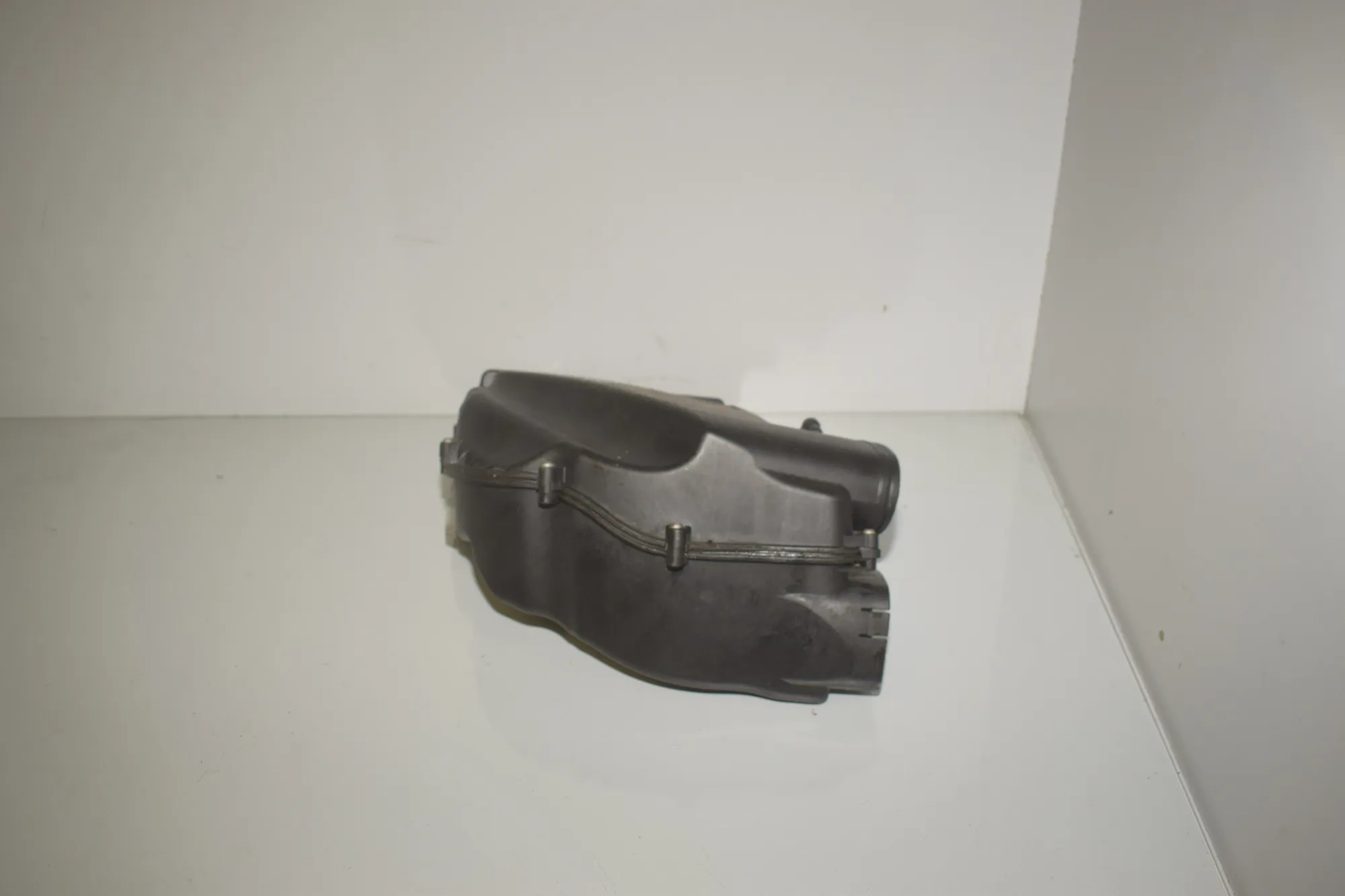 Air Filter Box – OEM 7577448 · BMW X6 (E71, E72) xDrive 50 i 2008
