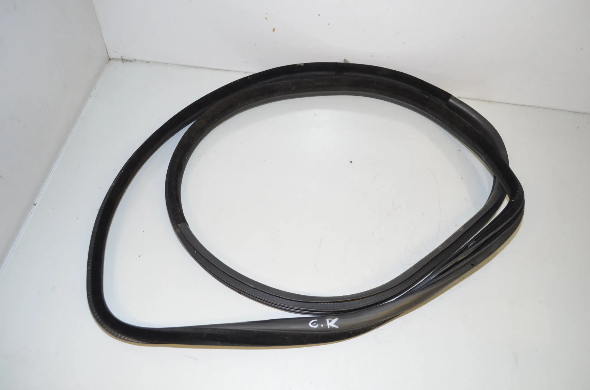 Rear Left Door Seal Rubber – OEM 7221843 · BMW X6 (E71, E72) xDrive 50 i 2008