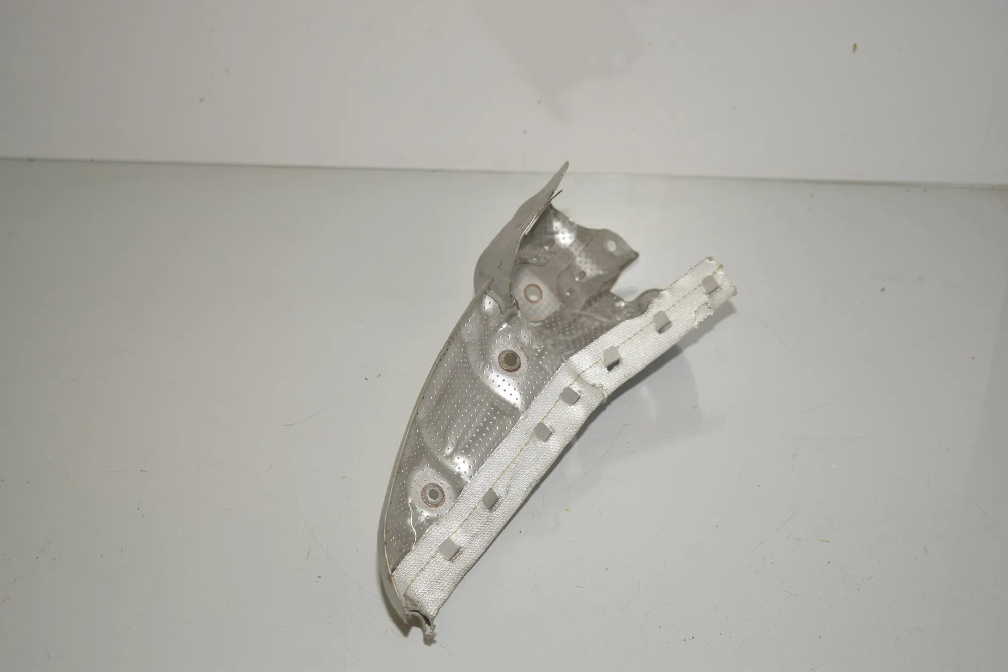 Heat Protection – OEM 8585811 · BMW 3 Touring (G21) (2019 - -) 320 d 2019 – 2