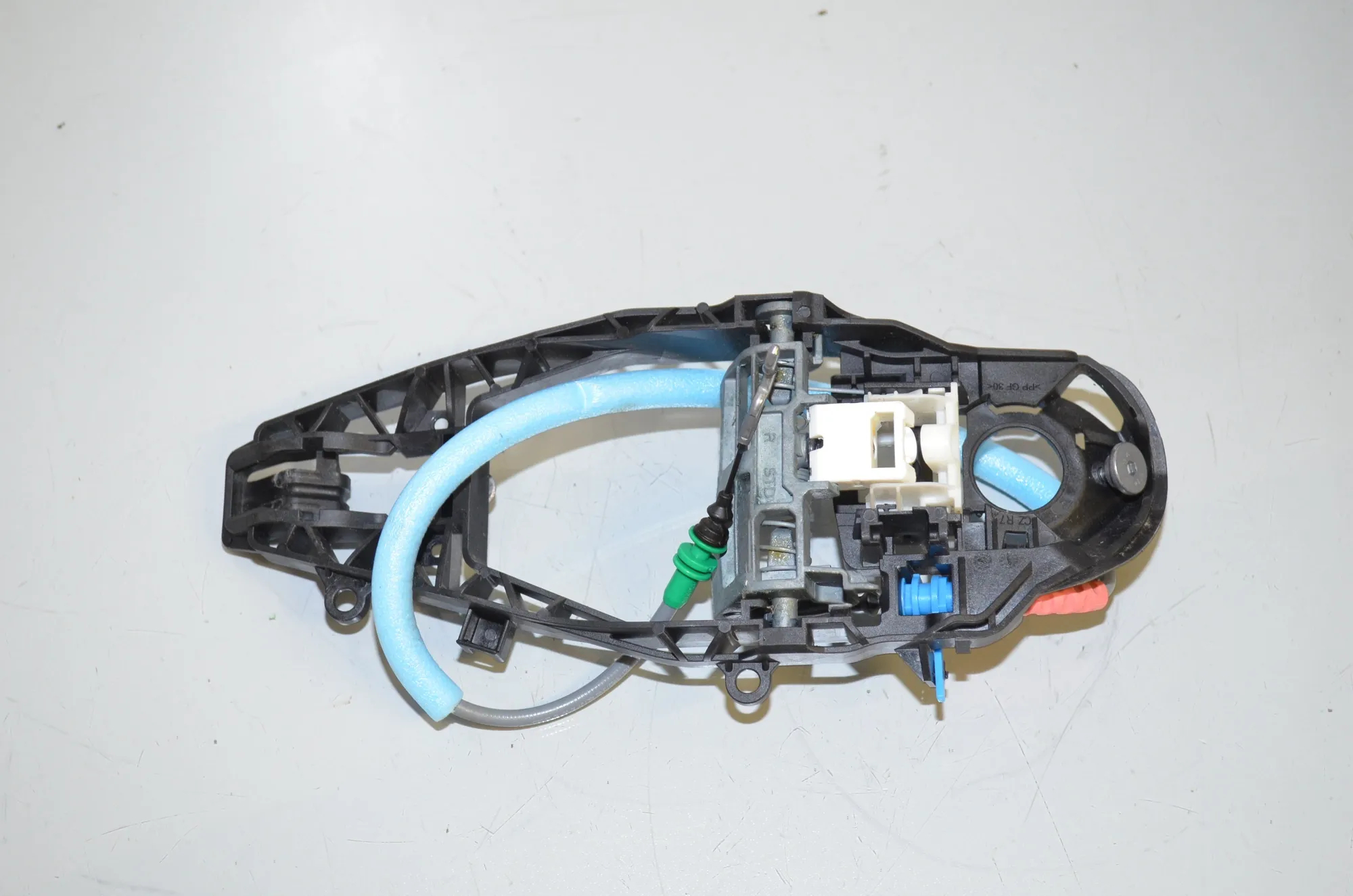 Front Right Door Interior Handle Frame – OEM 9881778 · BMW 1 (F40) BMW 1 (F40) (F40)118d 2020 – 4