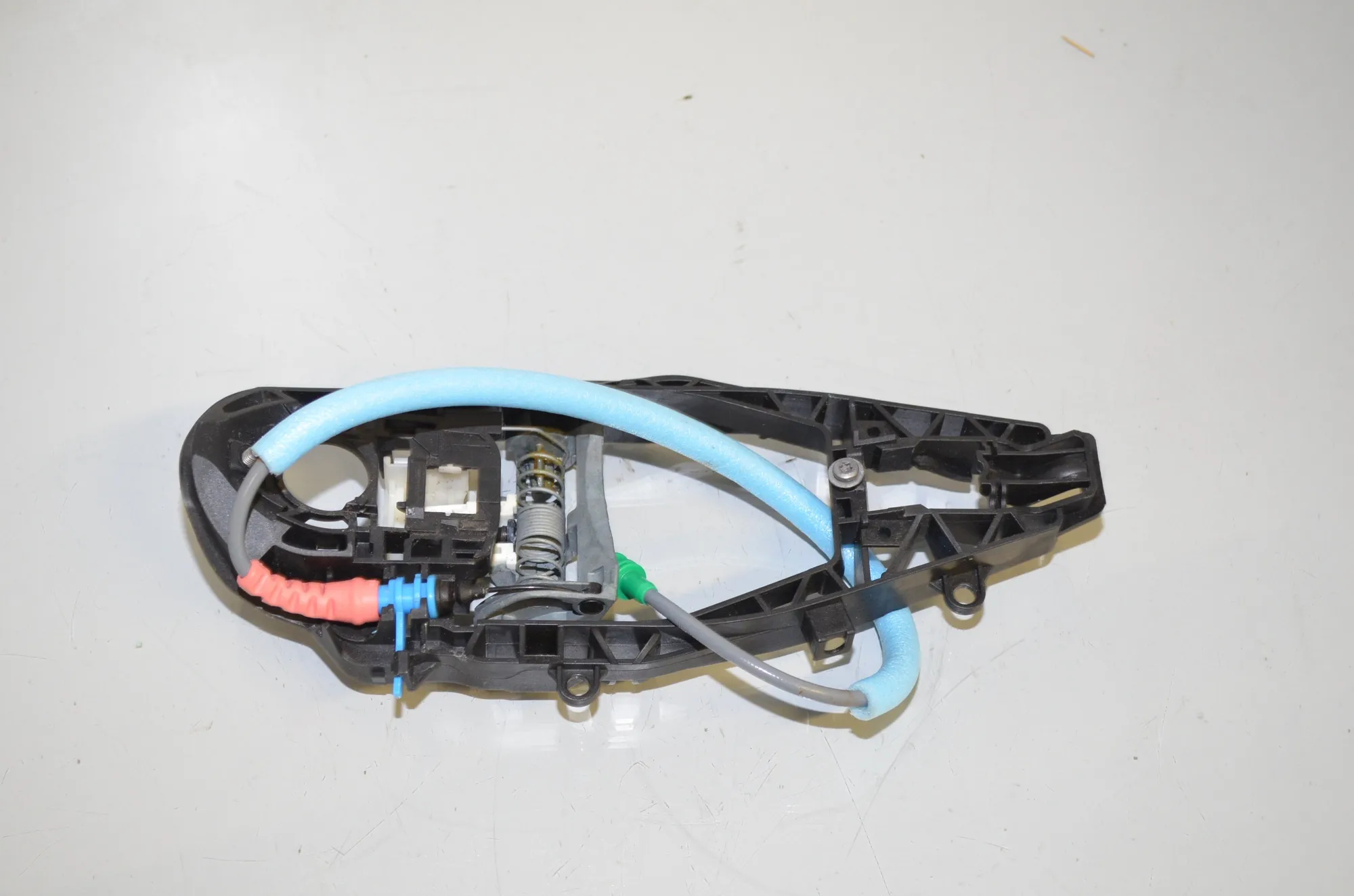 Front Right Door Interior Handle Frame – OEM 9881778 · BMW 1 (F40) BMW 1 (F40) (F40)118d 2020 – 2
