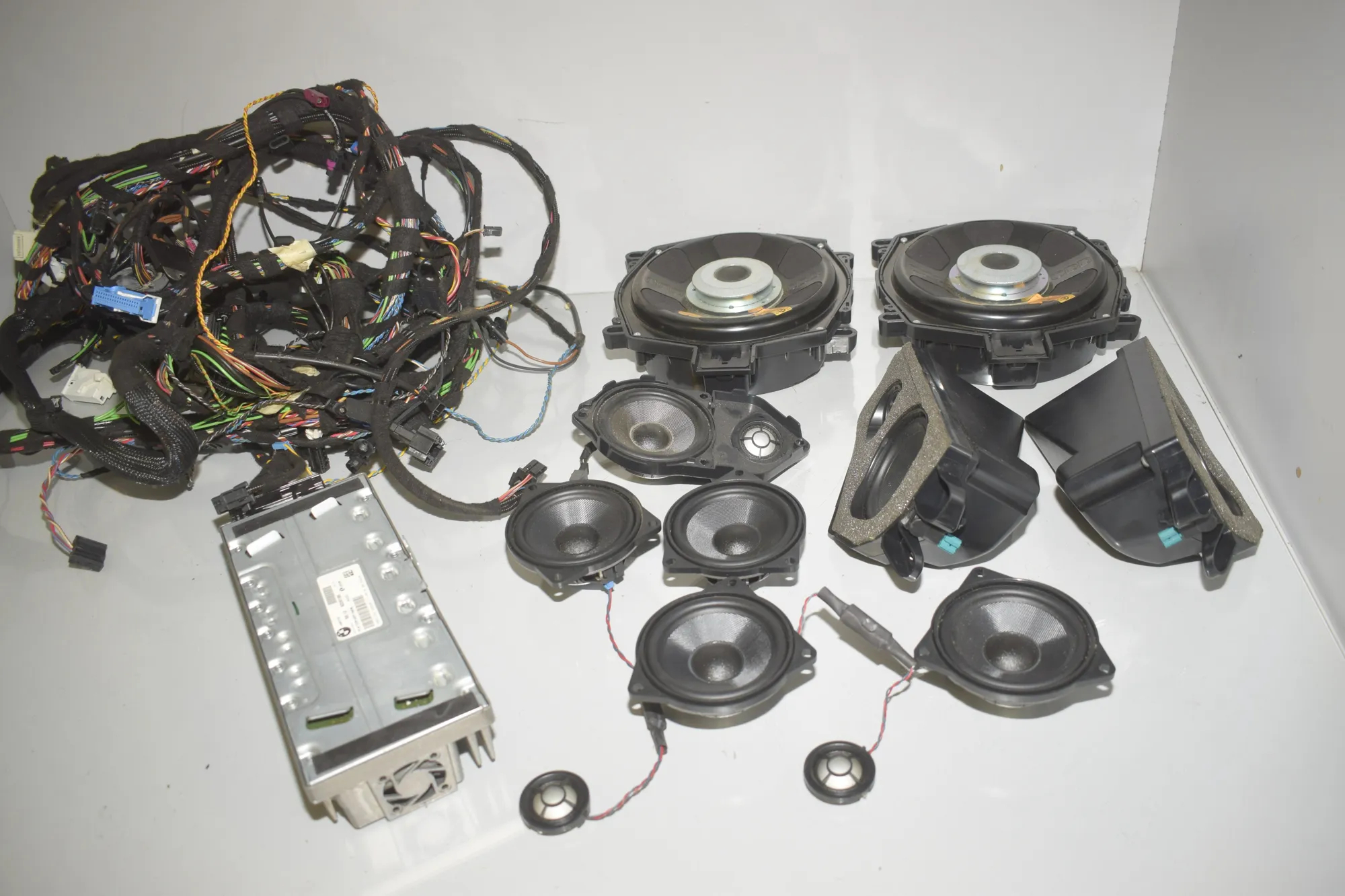 Sound Audio System Set – OEM 9112491 · BMW X6 (E71, E72) xDrive 50 i 2008 – 4