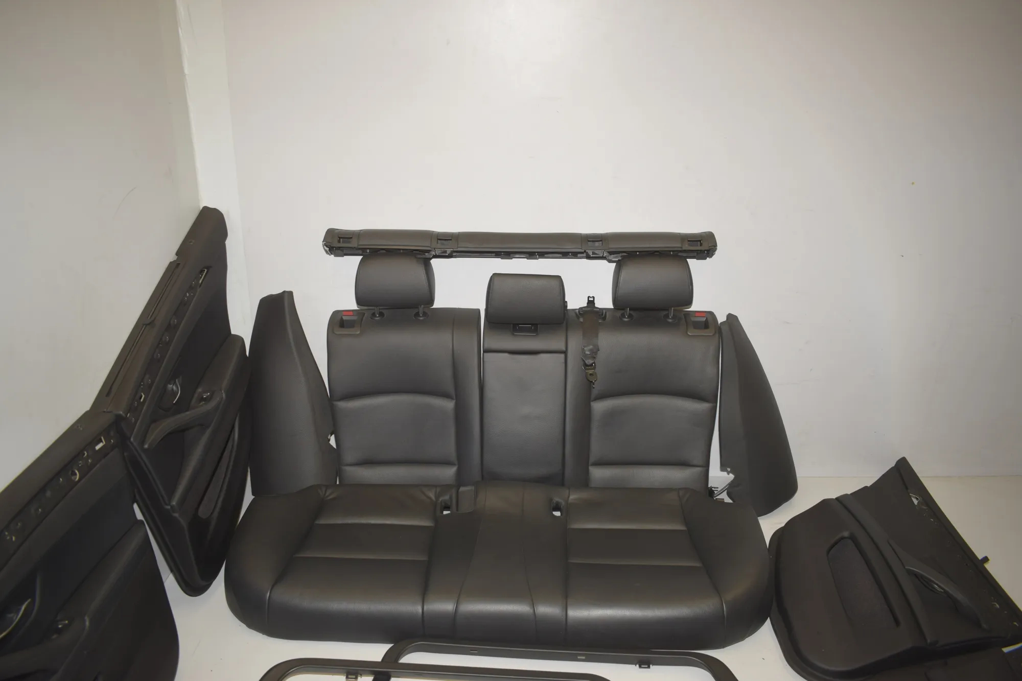 Seat set – OEM 000 · BMW 5 Touring (F11) 530 d xDrive 2011 – 14