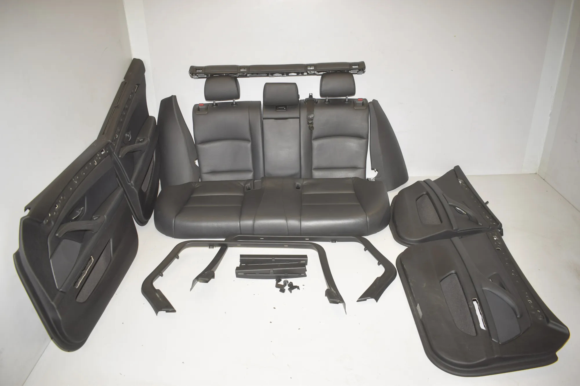 Seat set – OEM 000 · BMW 5 Touring (F11) 530 d xDrive 2011 – 11