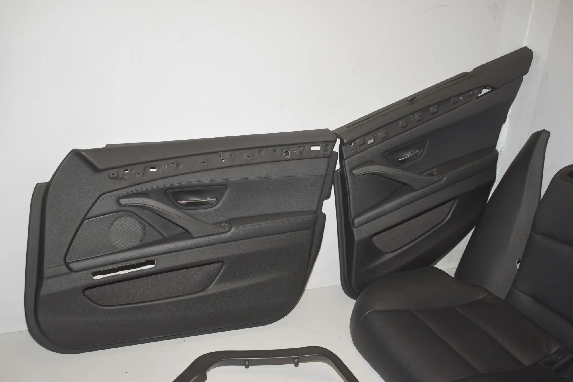Seat set – OEM 000 · BMW 5 Touring (F11) 530 d xDrive 2011 – 16
