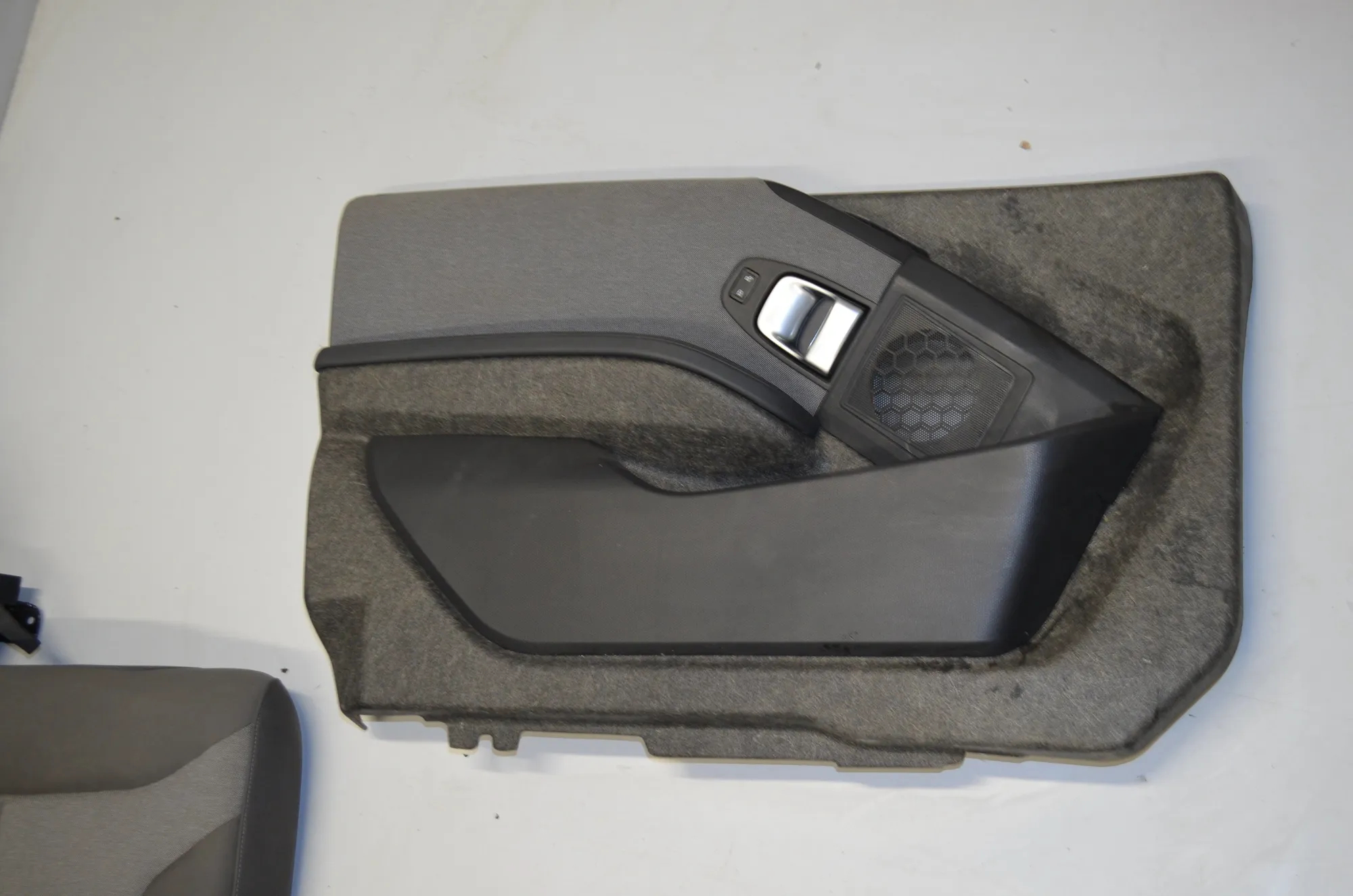 Seat set · BMW i3 (I01) s Electric 2022 – 12