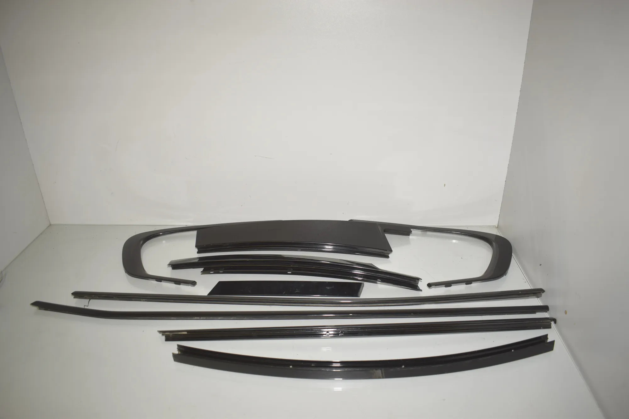 Exterior Trim Kit – OEM 51337187205 · BMW X6 (E71, E72) xDrive 50 i 2008 – 2