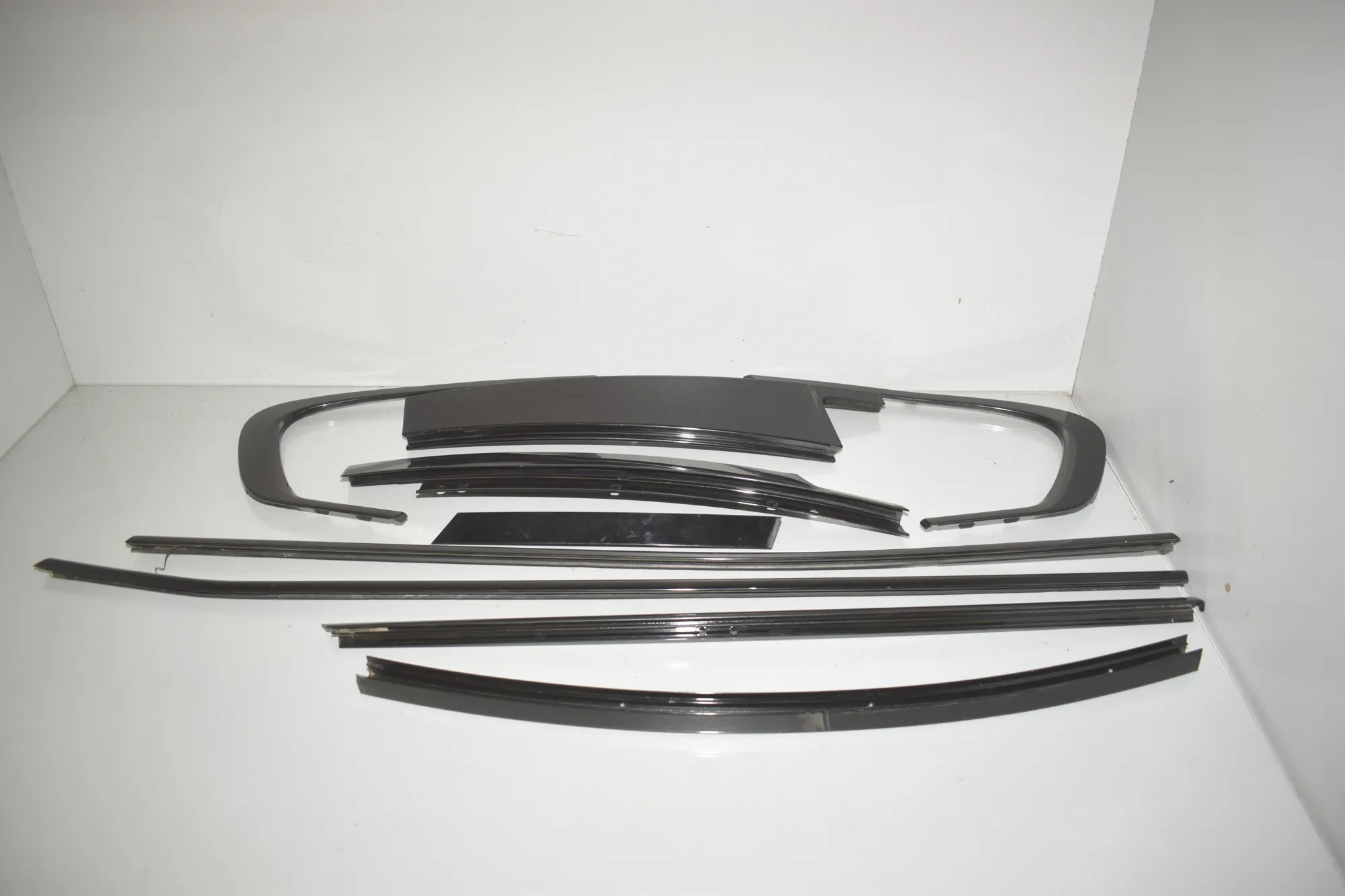 Exterior Trim Kit – OEM 51337187205 · BMW X6 (E71, E72) xDrive 50 i 2008