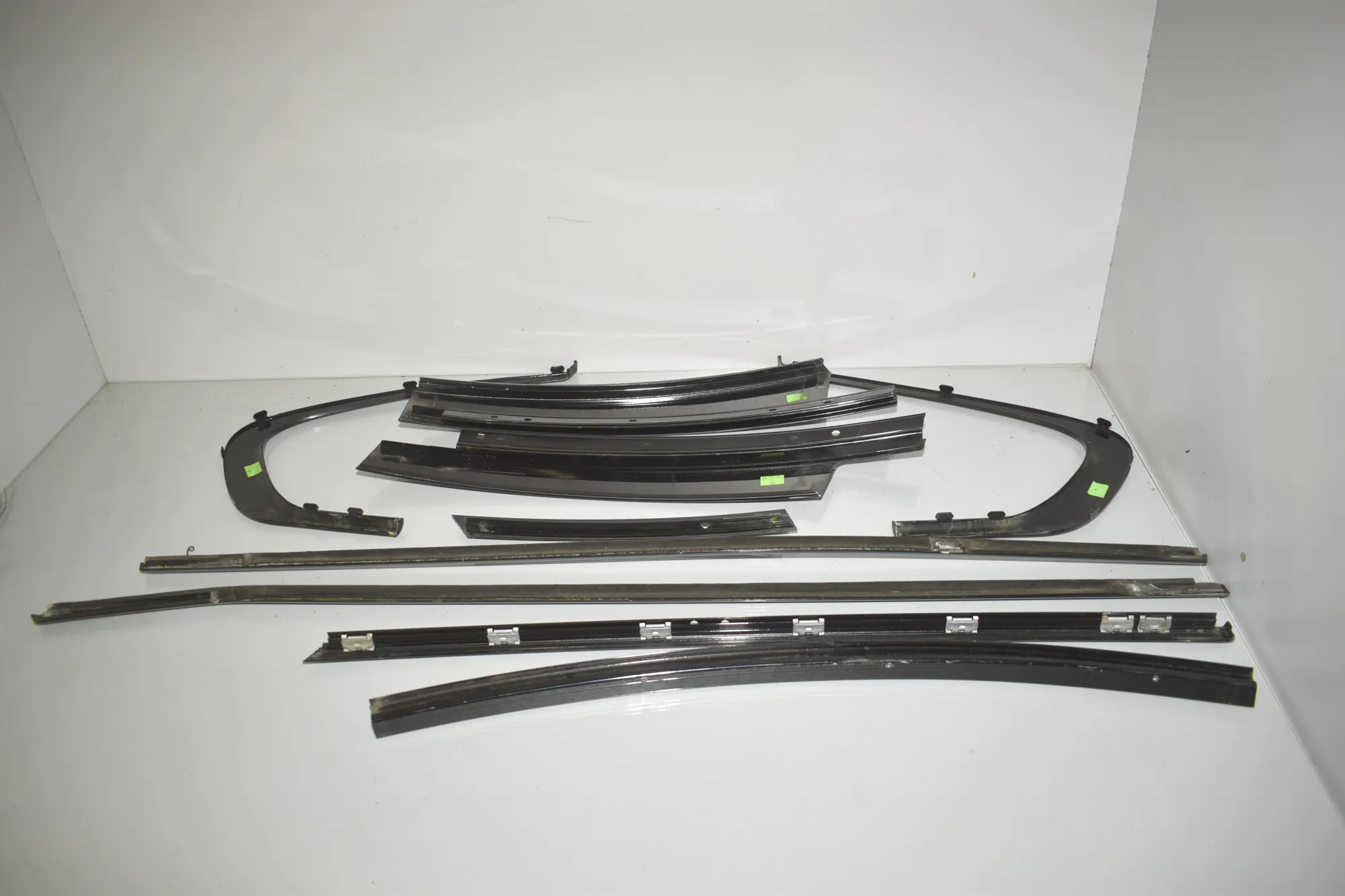 Exterior Trim Kit – OEM 51337187205 · BMW X6 (E71, E72) xDrive 50 i 2008 – 5
