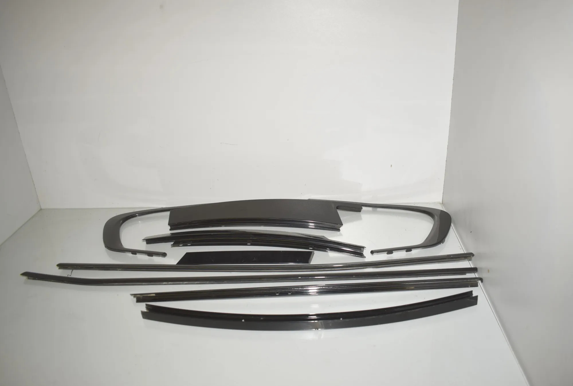 Exterior Trim Kit – OEM 51337187205 · BMW X6 (E71, E72) xDrive 50 i 2008 – 4