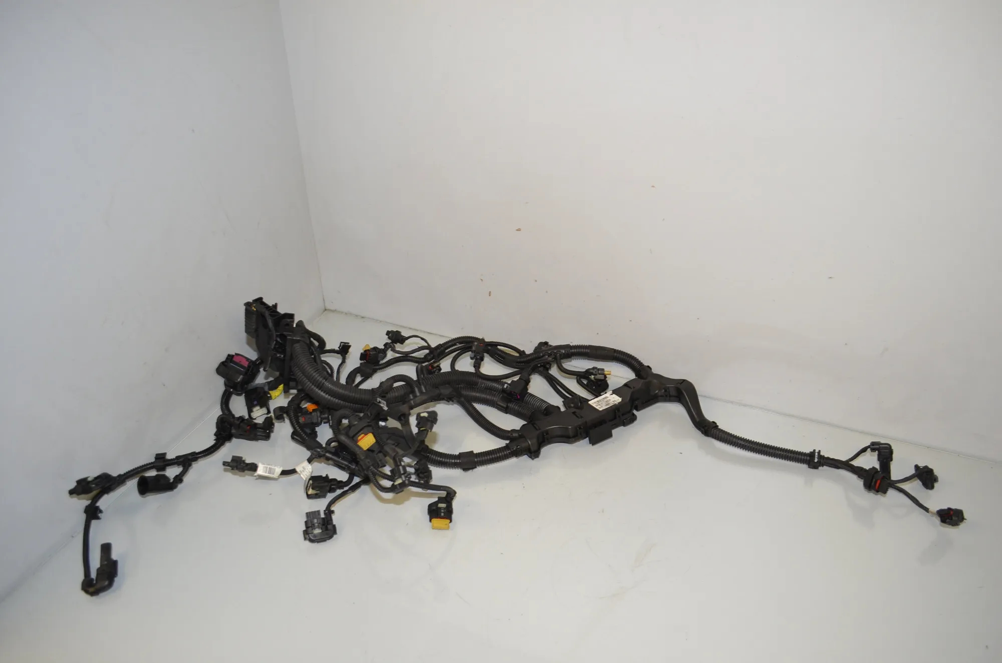 Engine Cable Harness – OEM 8581419 · BMW 5 Touring (G31) (2017 - -) 520 d 2019 – 3