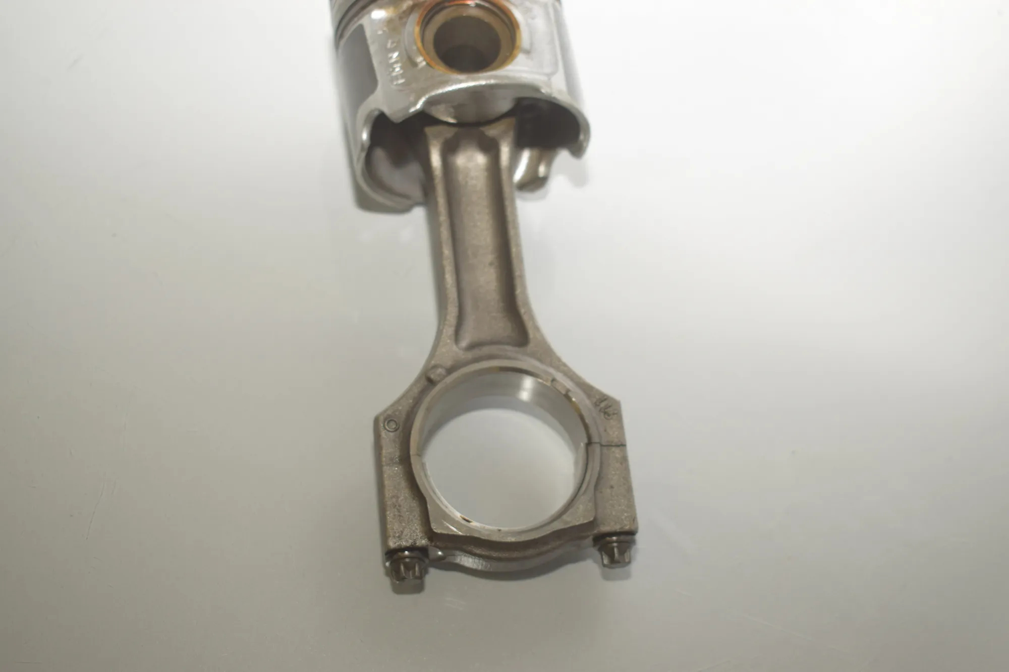Piston – OEM 8571012 · BMW 3 (F30, F80) 320 d 2017 – 4