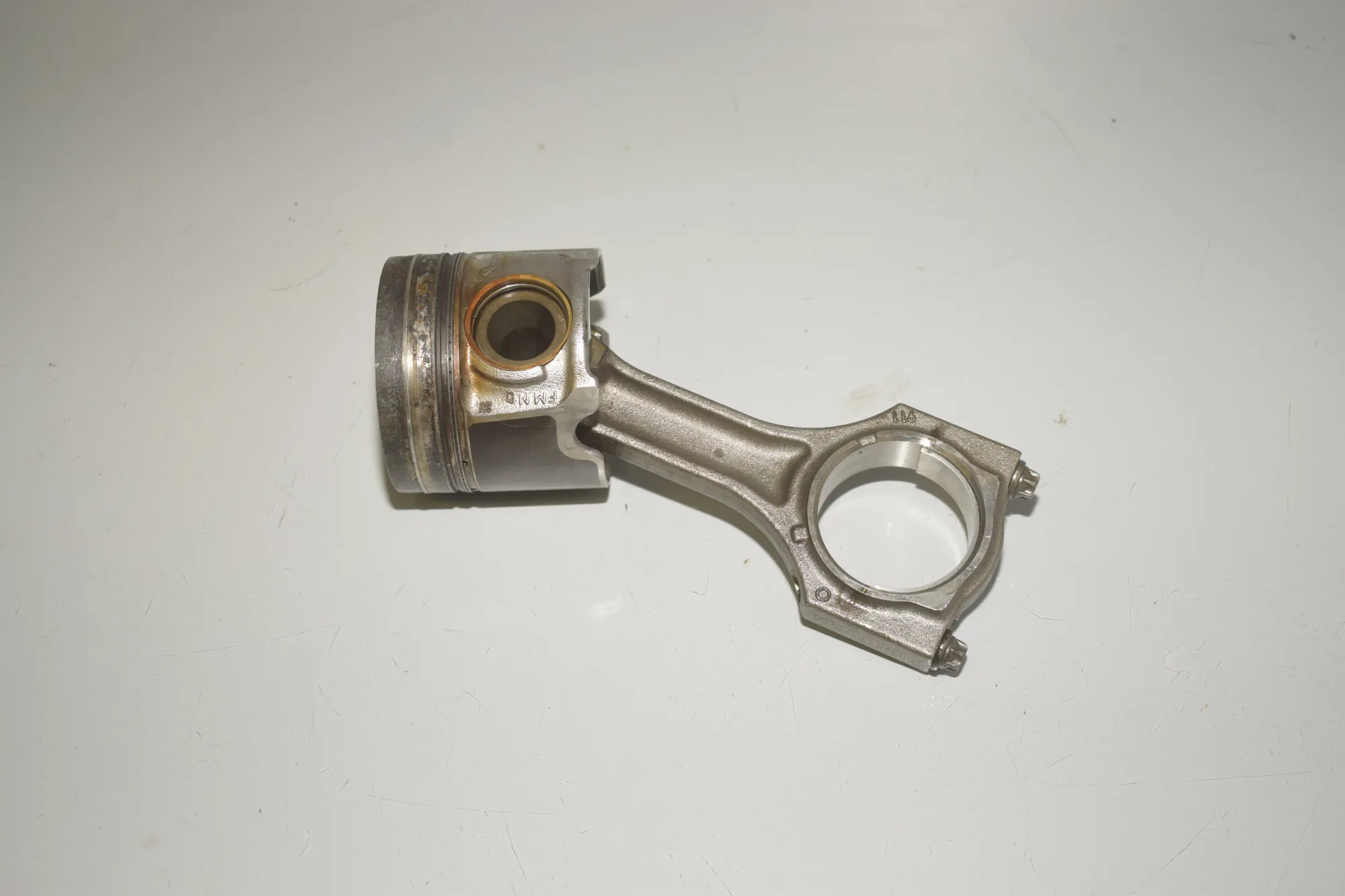 Piston – OEM 8571012 · BMW 3 (F30, F80) 320 d 2017 – 4
