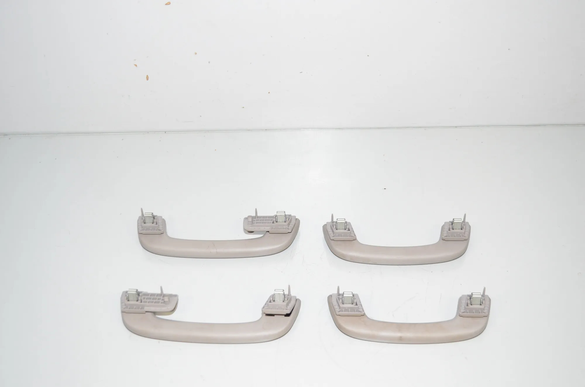 Interior Roof Handle Set – OEM 51167495617 · BMW 5 (F10) 530 d 2013 – 3