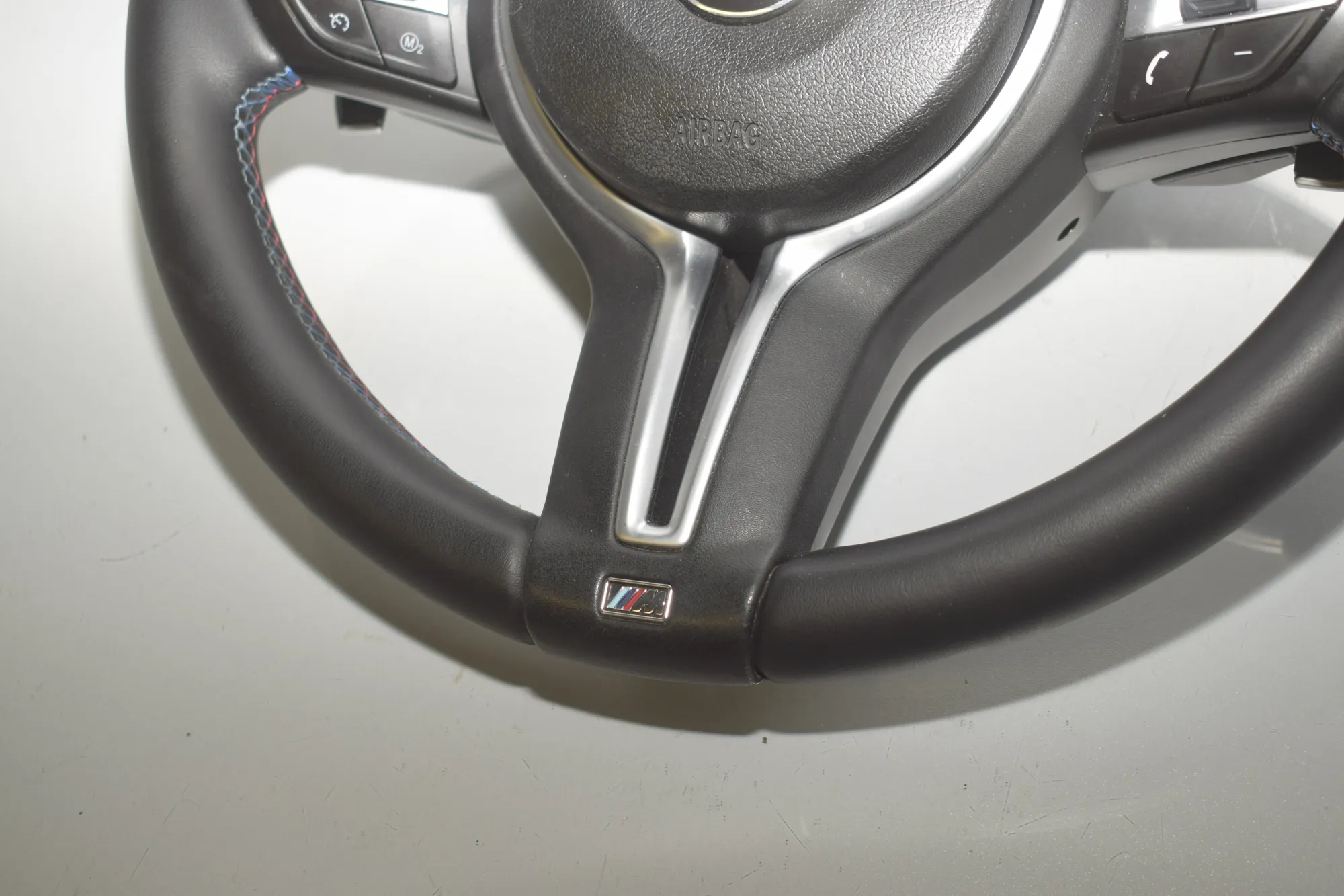 Steering Wheel – OEM 8092206 · BMW 5 (F10) 530 d 2013 – 3