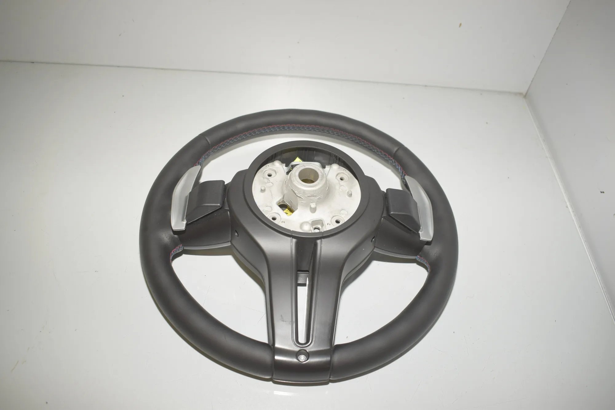 Steering Wheel – OEM 8092206 · BMW 5 (F10) 530 d 2013 – 8