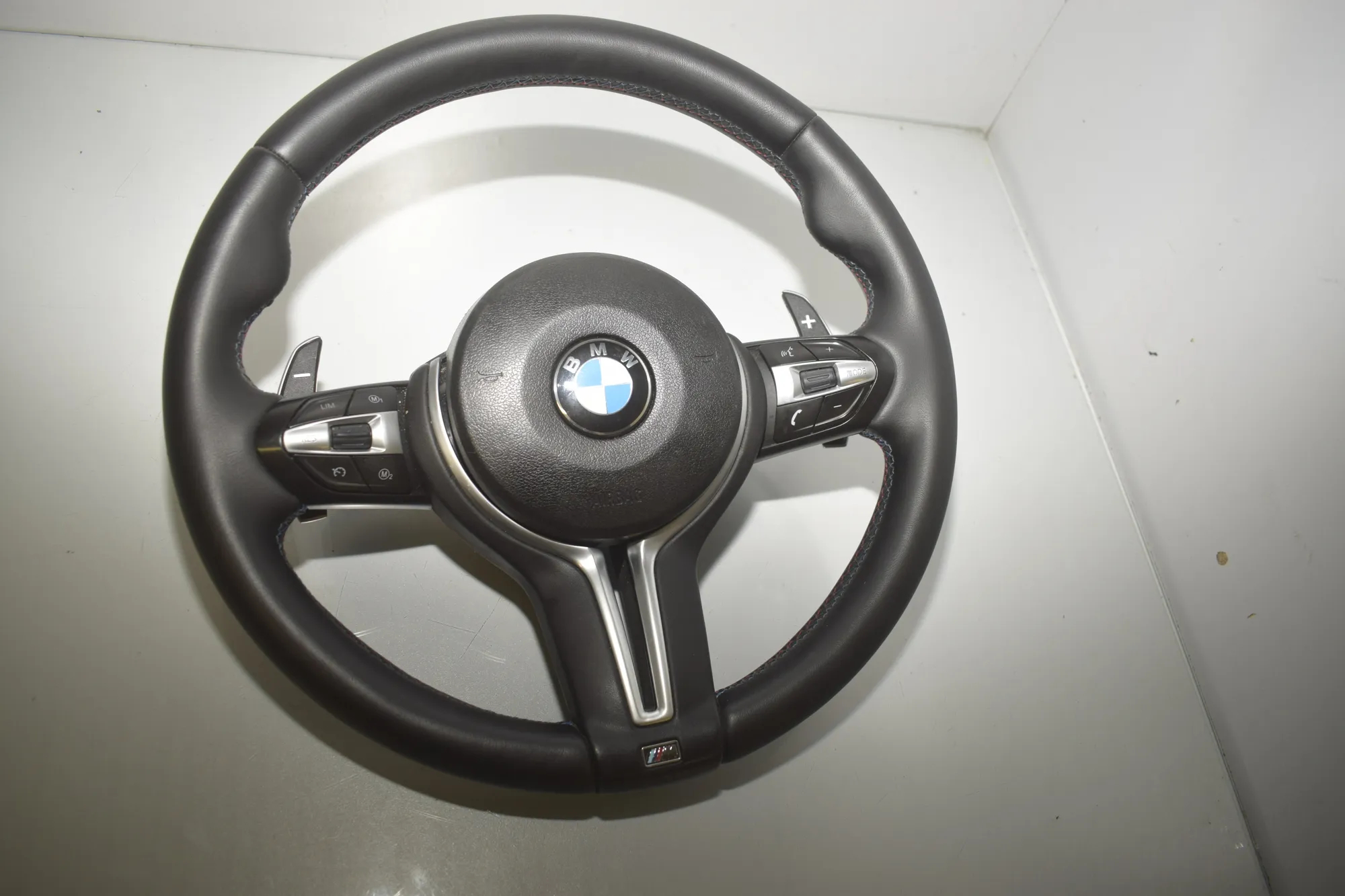 Steering Wheel – OEM 8092206 · BMW 5 (F10) 530 d 2013 – 7