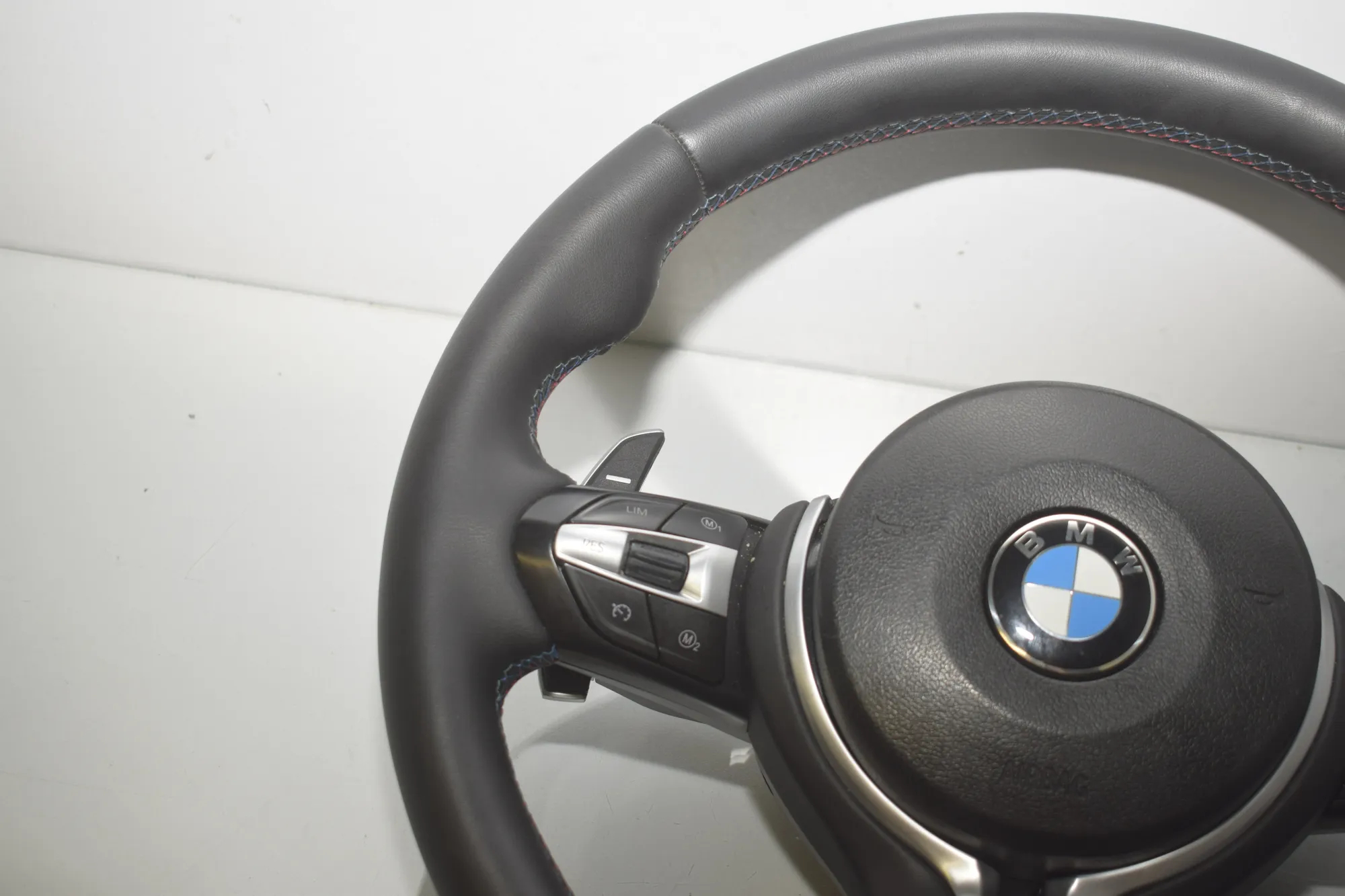 Steering Wheel – OEM 8092206 · BMW 5 (F10) 530 d 2013 – 4