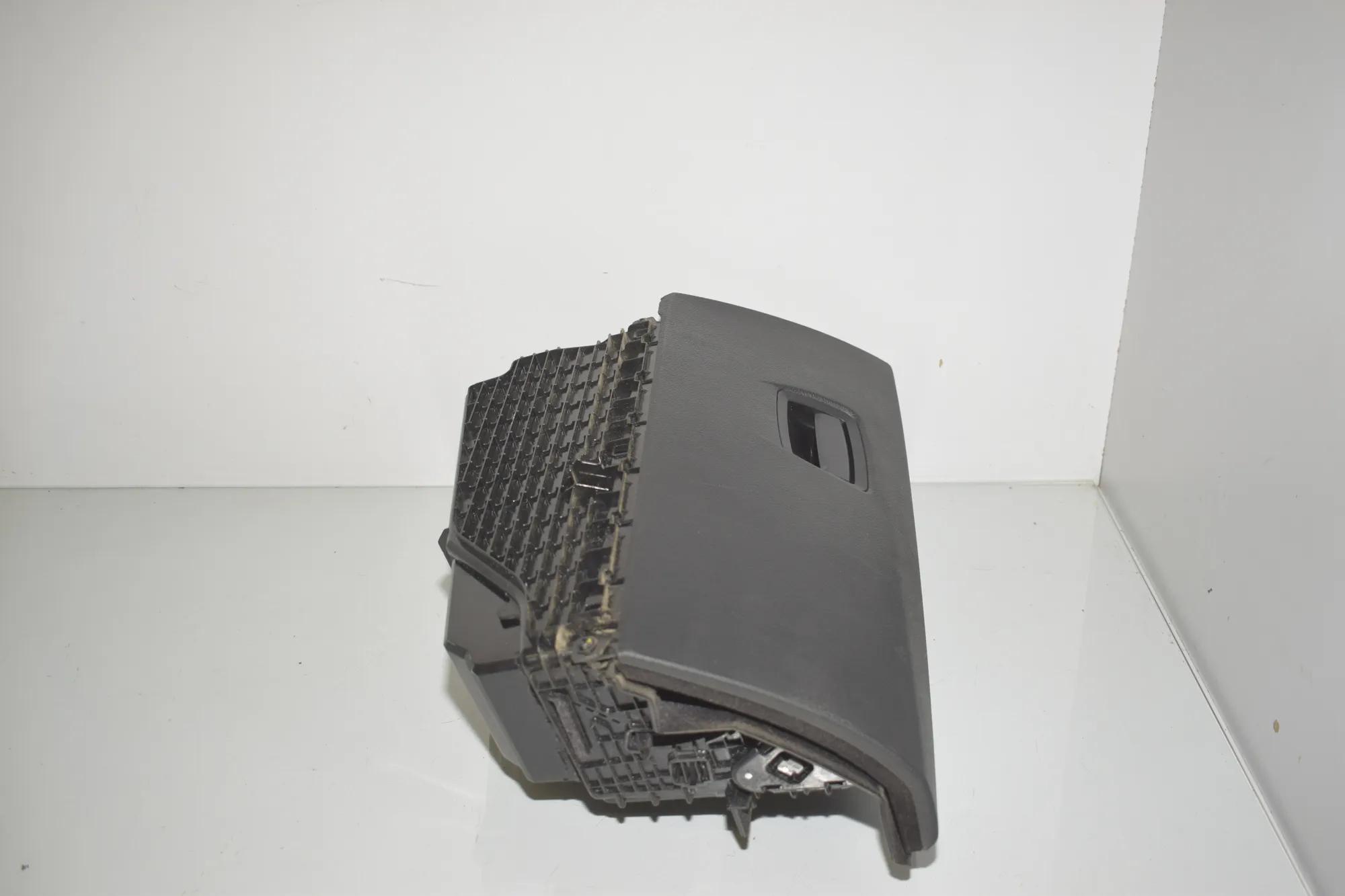 Glove Compartment – OEM 9173907 · BMW 5 (F10) 530 d 2013 – 2