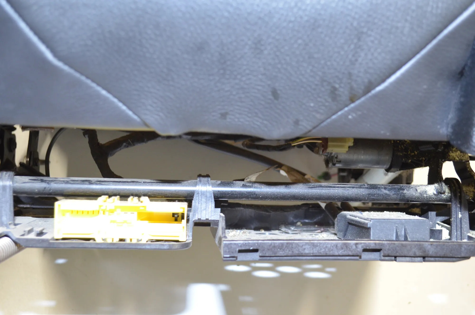 Seat set – OEM 000 · BMW 5 (F10) 530 d 2013 – 5