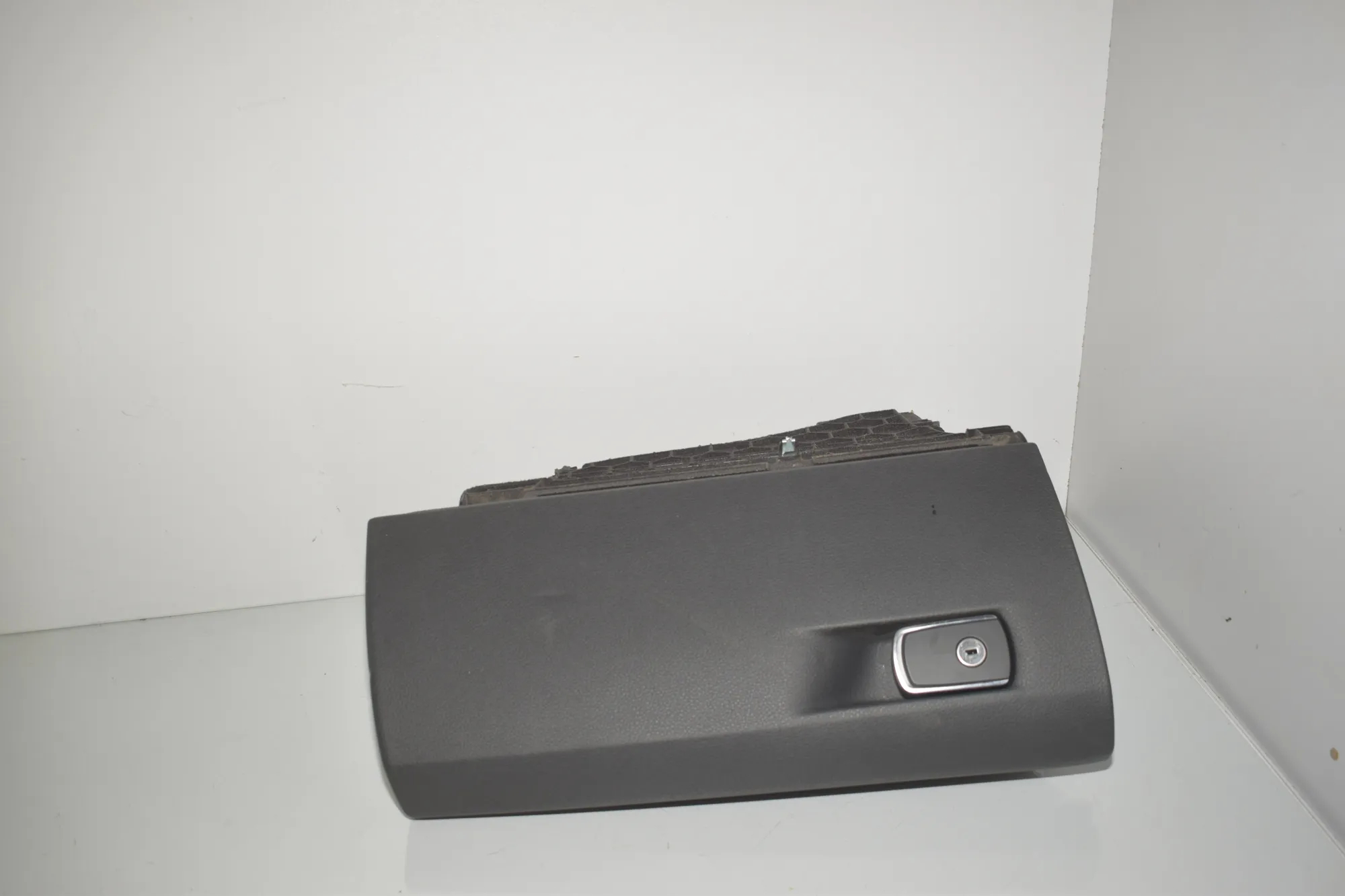 Glove Compartment – OEM 727584-10 · BMW 3 Touring (F31) 330 d xDrive 2013 – 2