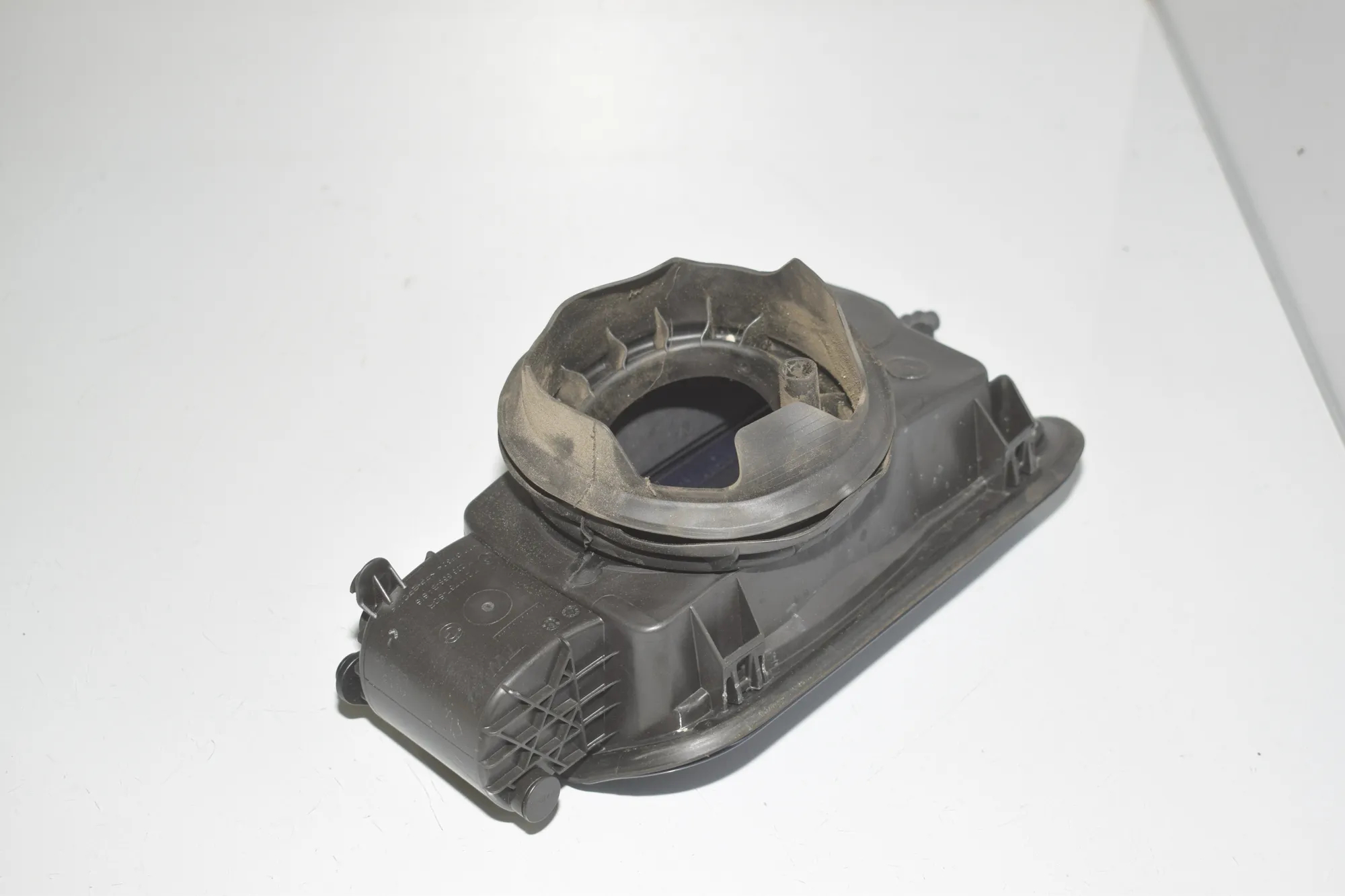 Fuel Tank Flap Cap – OEM 7217767 · BMW 5 Touring (F11) M 550 d xDrive 2014 – 3