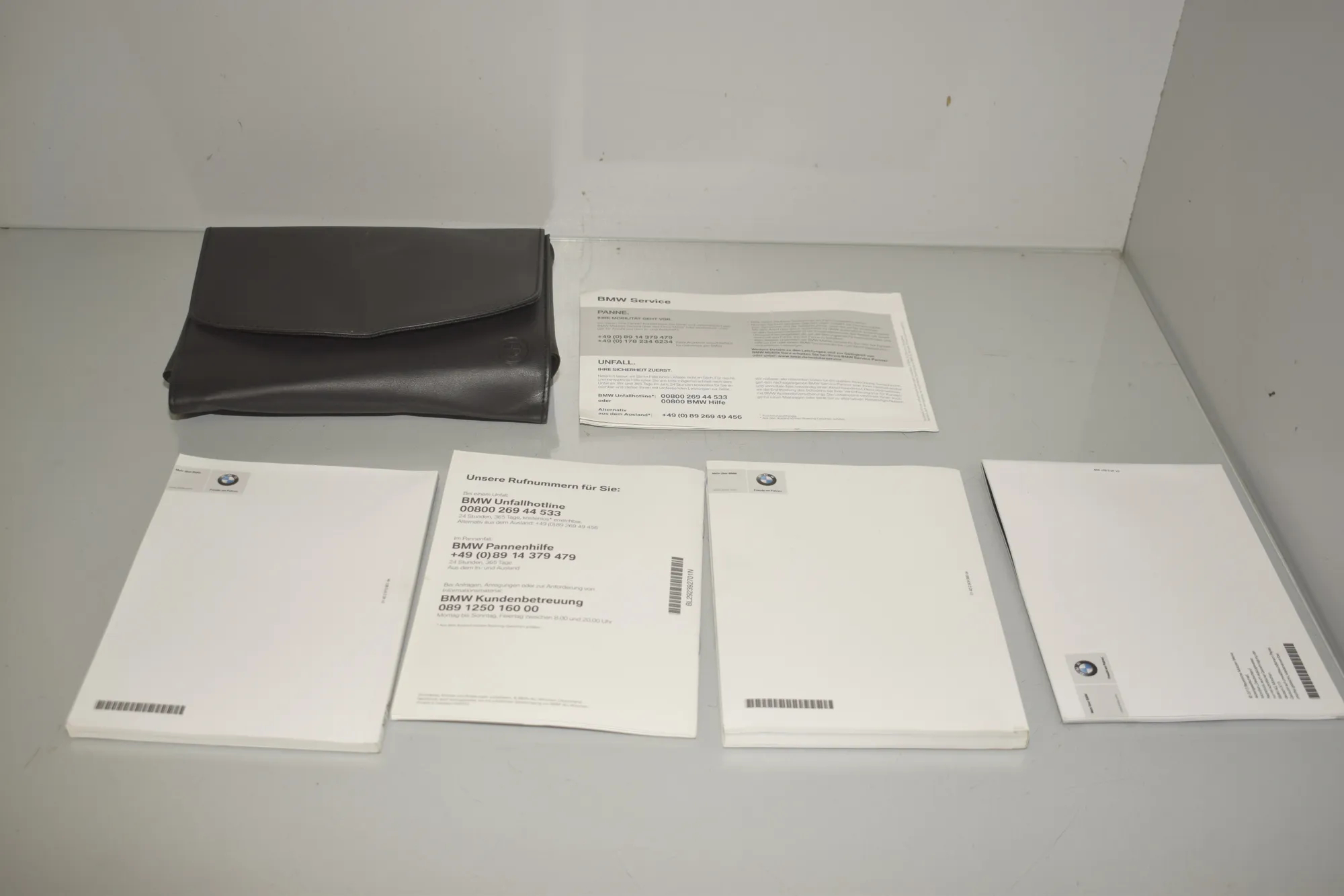 Manual Service Book – OEM 2923927 · BMW 5 Touring (F11) M 550 d xDrive 2014 – 3