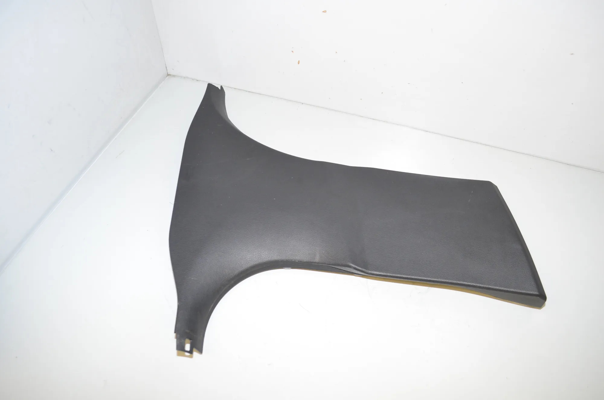 Right Side B Pillar Trim – OEM 7311218 · BMW 4 Gran Coupe (F36) 430 d xDrive 2014