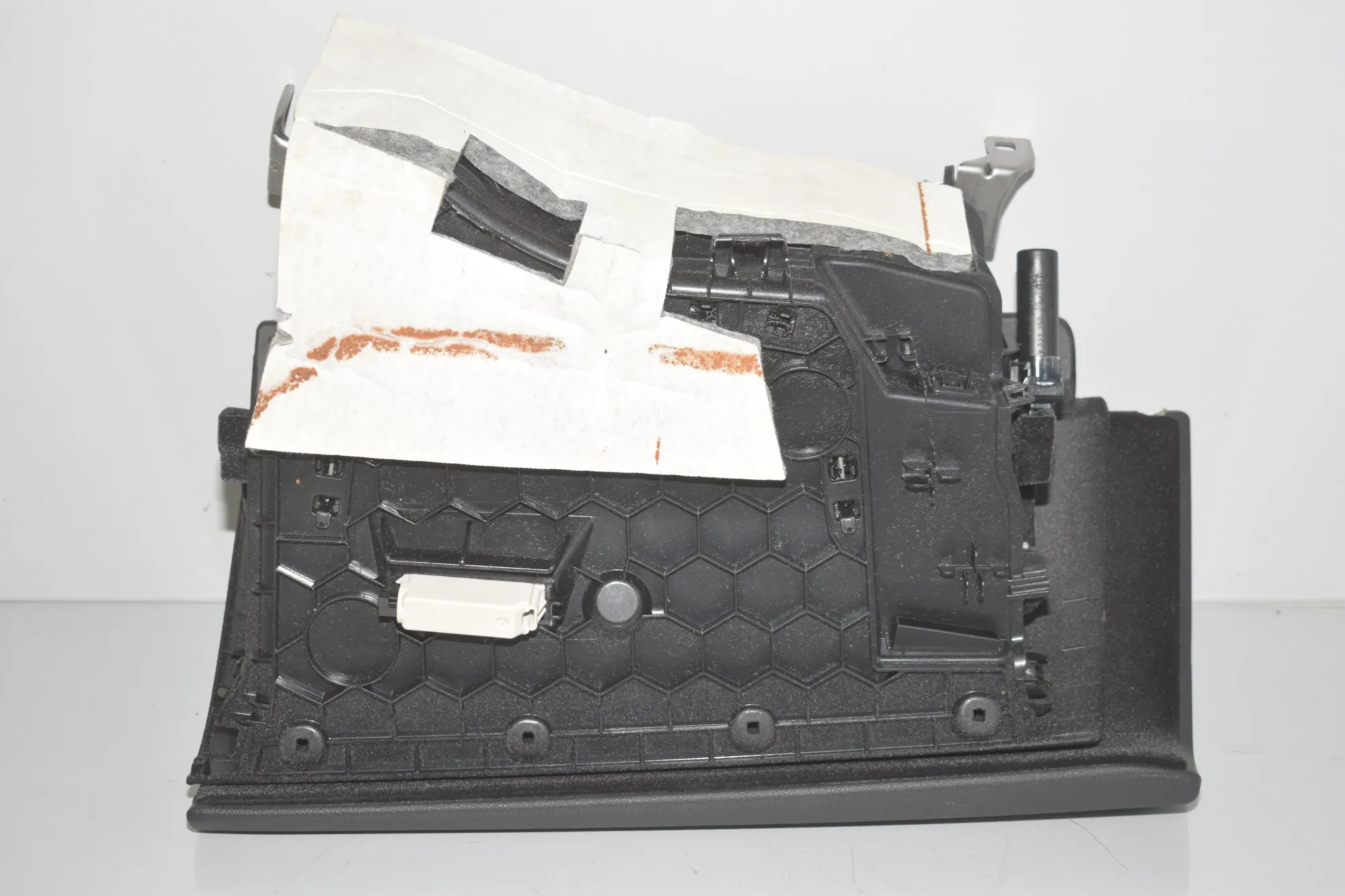 Glove Compartment – OEM 9239345 · BMW 4 Gran Coupe (F36) 430 d xDrive 2014 – 5