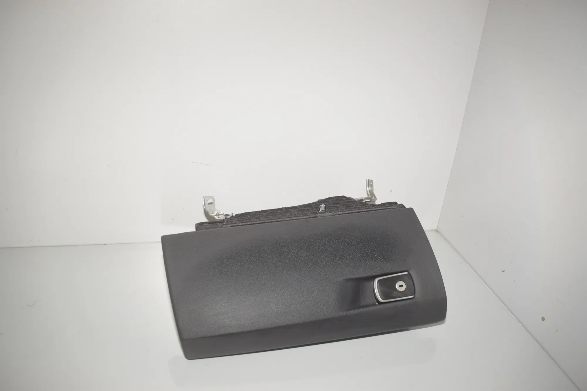 Glove Compartment – OEM 9239345 · BMW 4 Gran Coupe (F36) 430 d xDrive 2014 – 2