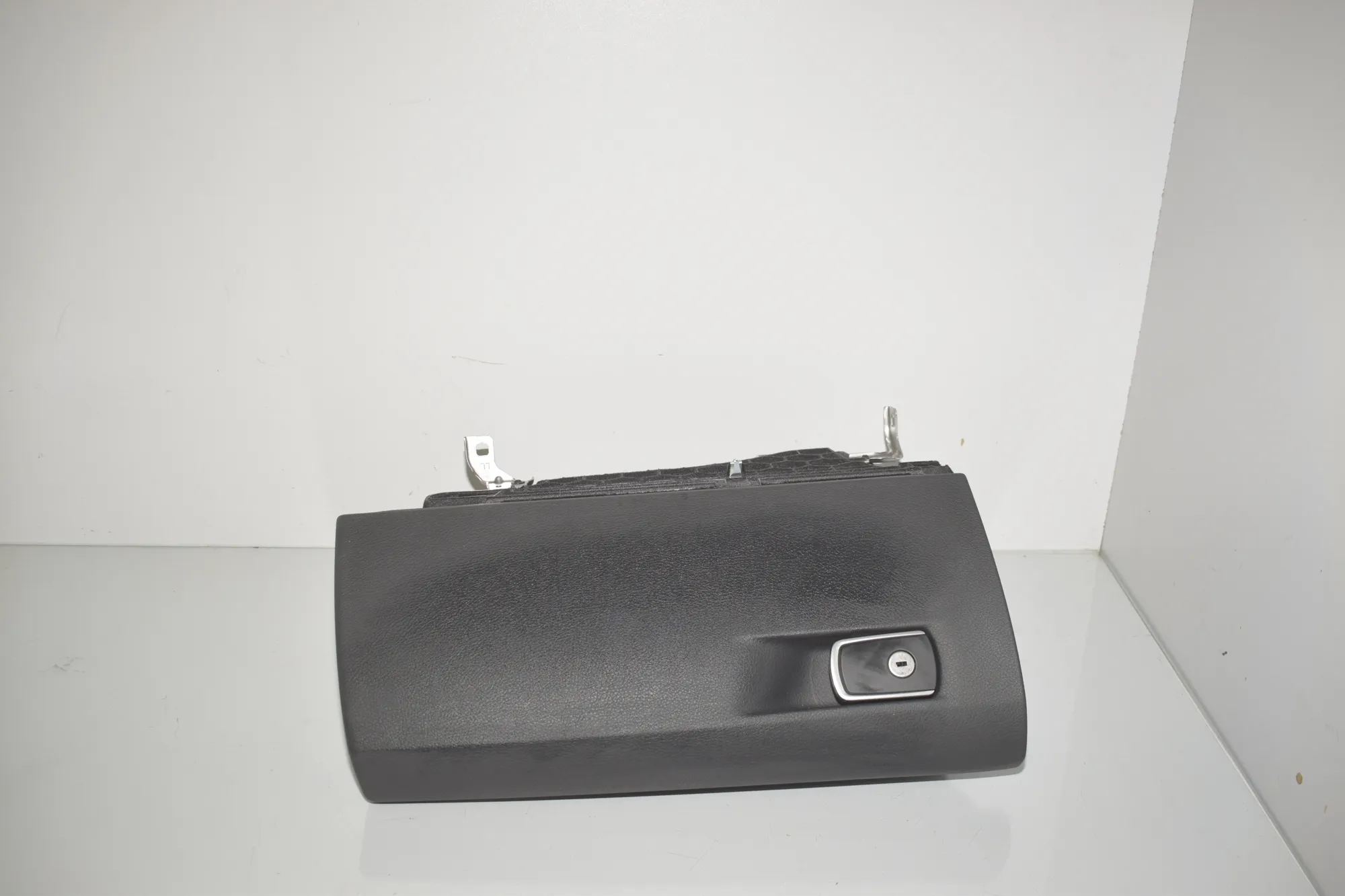 Glove Compartment – OEM 9239345 · BMW 4 Gran Coupe (F36) 430 d xDrive 2014