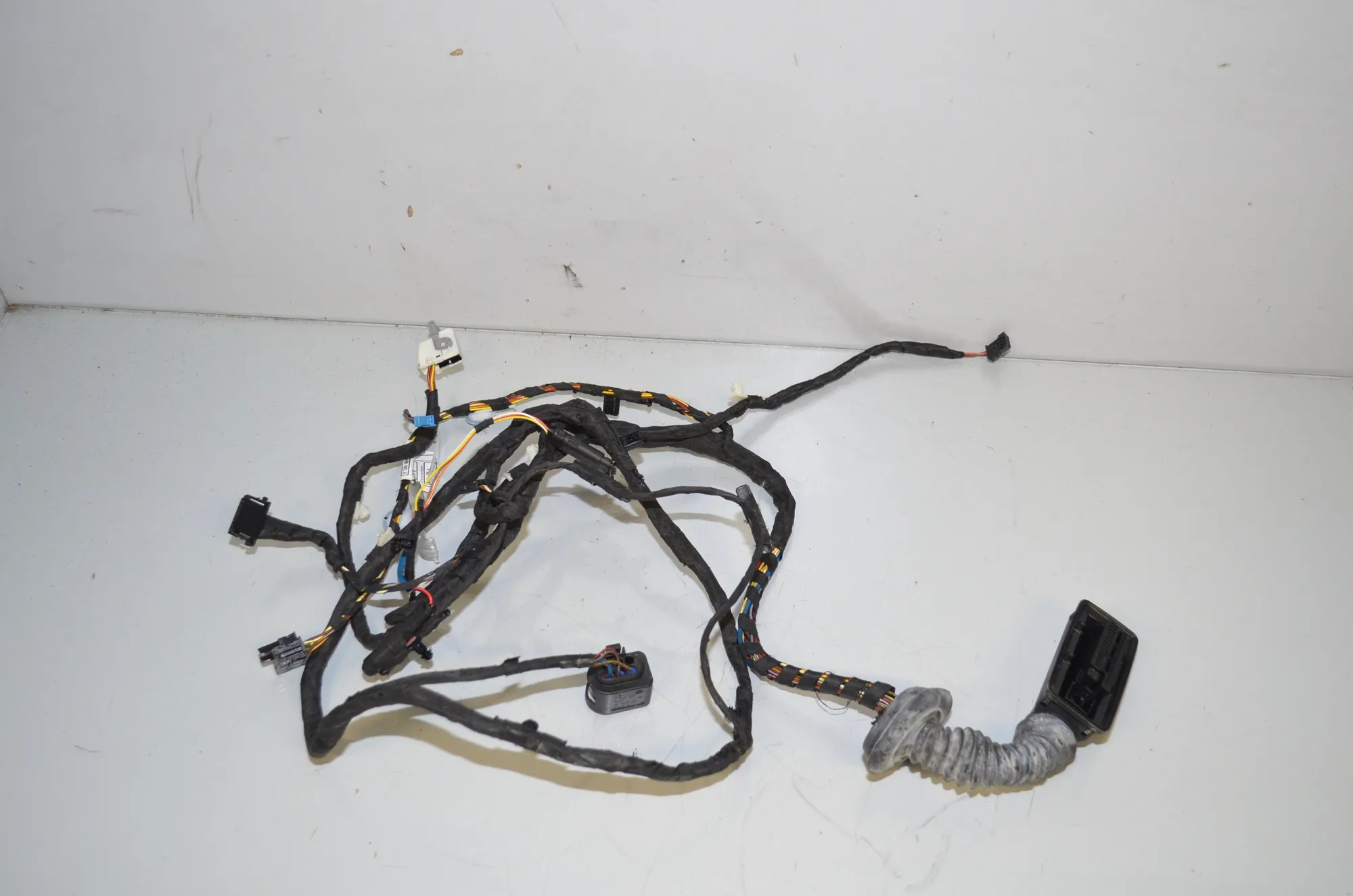 Front Left Door Wiring – OEM 9325881 · BMW 4 Gran Coupe (F36) 430 d xDrive 2014 – 3