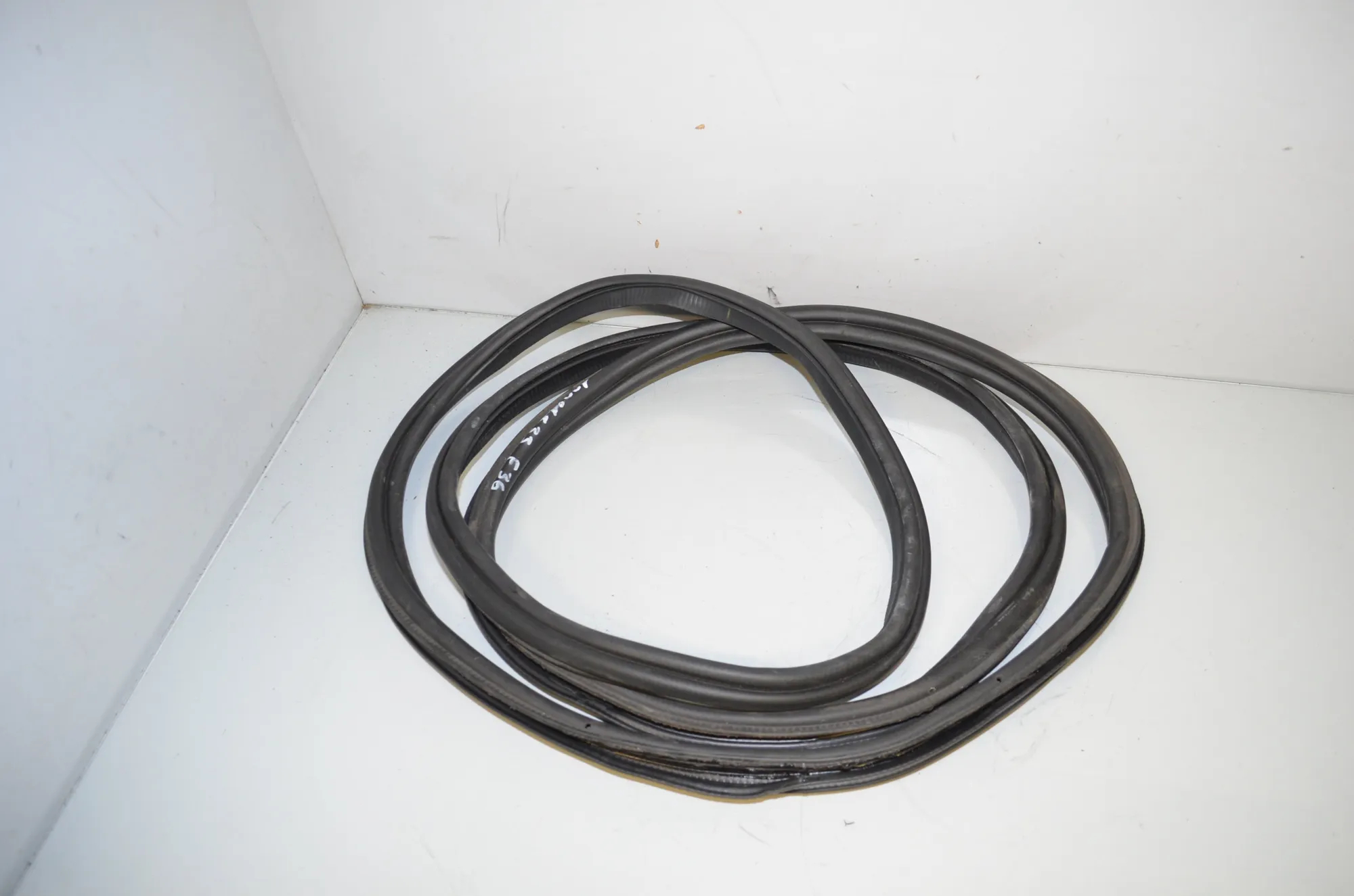 Tailgate Rubber Seal – OEM 7398238 · BMW 4 Gran Coupe (F36) 430 d xDrive 2014 – 2