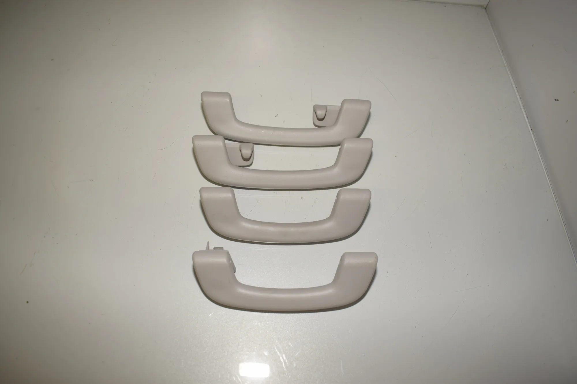 Interior Roof Handle Set – OEM 7495615 · BMW 1 (F40) (2019 - -) (F40) 118i 2022 – 3