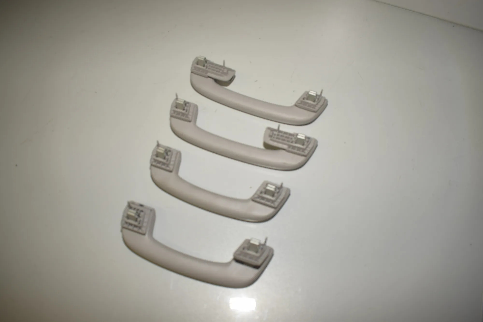 Interior Roof Handle Set – OEM 7495615 · BMW 1 (F40) (2019 - -) (F40) 118i 2022 – 5