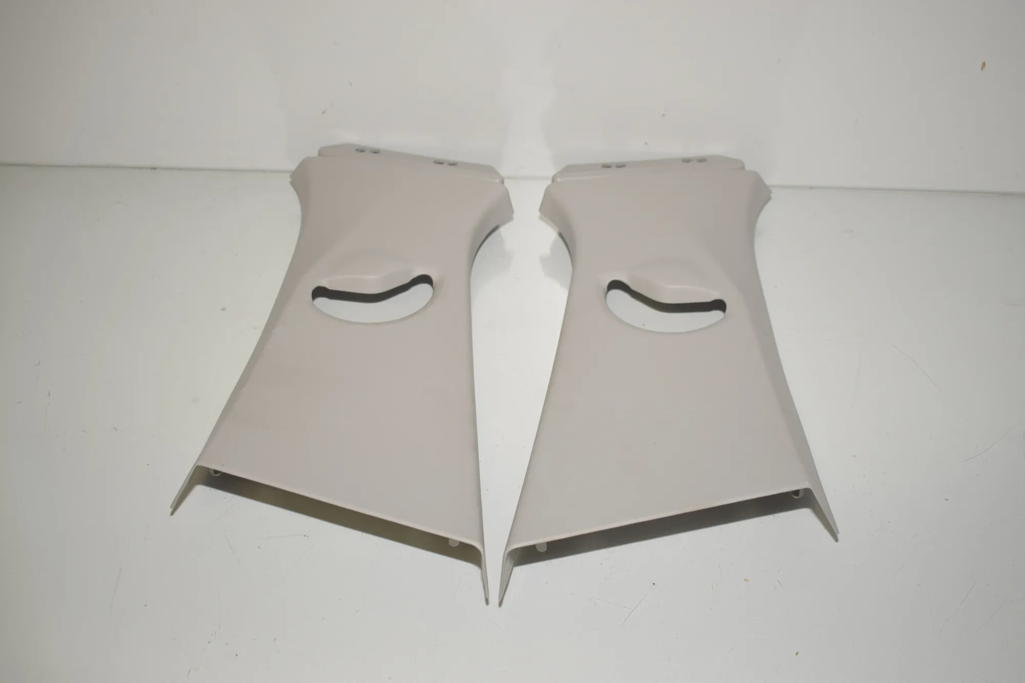 Front Right A Pillar Trim – OEM 7444552 · BMW 1 (F40) (2019 - -) (F40) 118i 2022