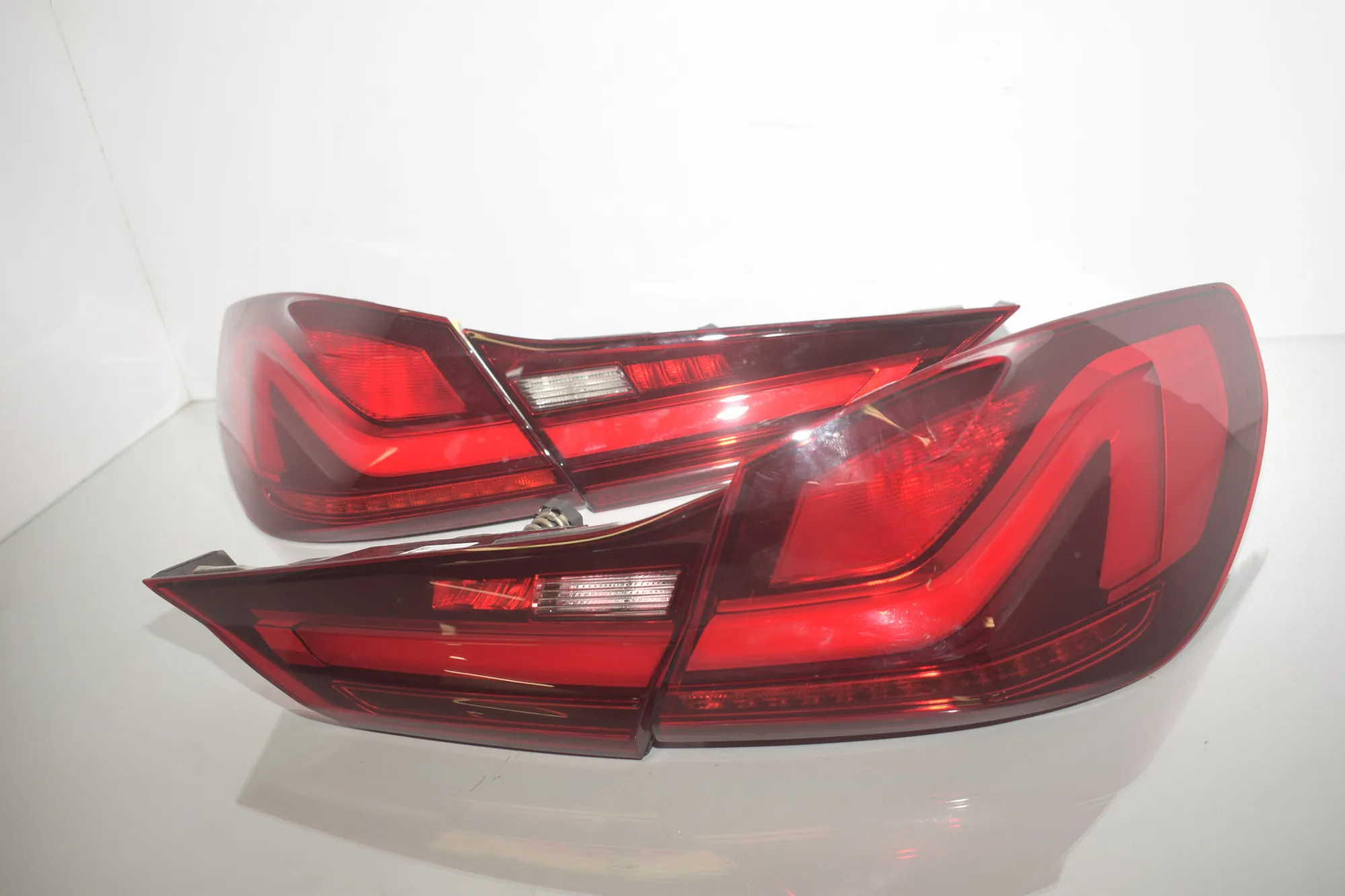 Rear Tail Light Set – OEM 5A55FB8 · BMW 1 (F40) (2019 - -) (F40) 118i 2022 – 7