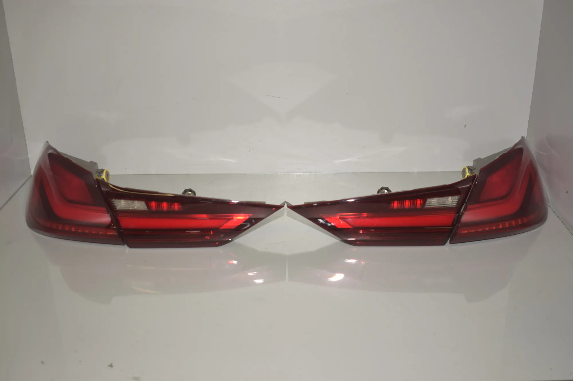 Rear Tail Light Set – OEM 5A55FB8 · BMW 1 (F40) (2019 - -) (F40) 118i 2022