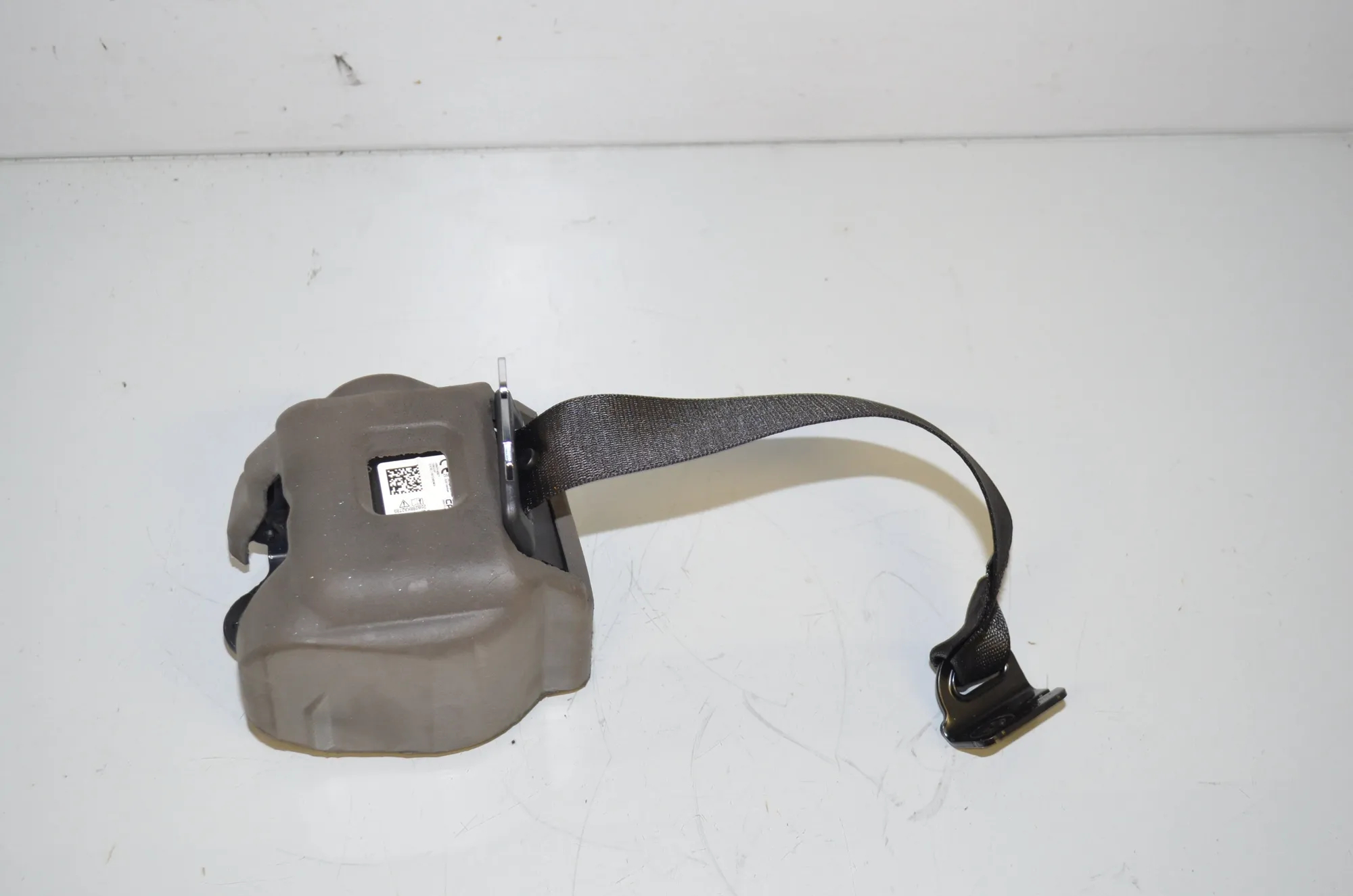 Rear Left Seatbelt – OEM 7456277 · BMW 1 (F40) (2019 - -) (F40) 118i 2022