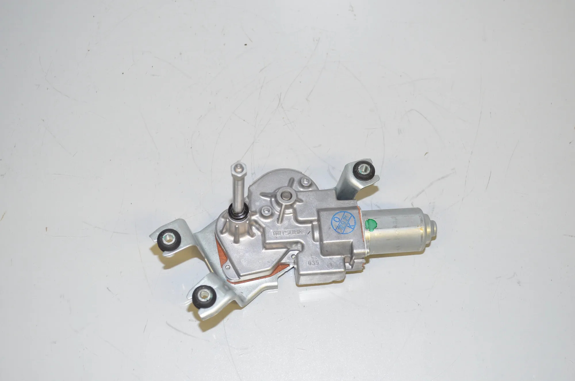 Tailgate Window Wiper Motor – OEM 8495516 · BMW 1 (F40) (2019 - -) (F40) 118i 2022